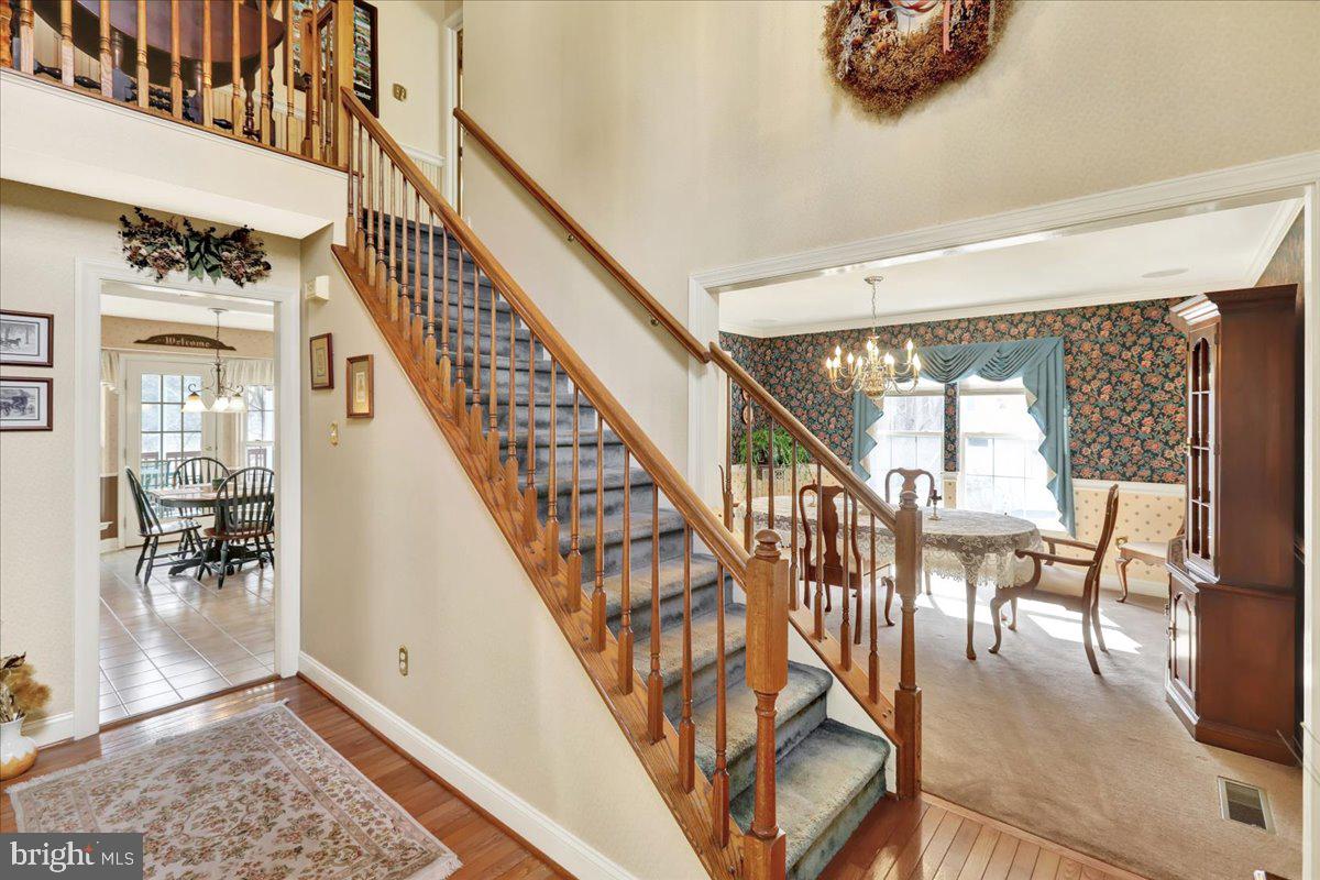 WILLIAMSBURG - Residential