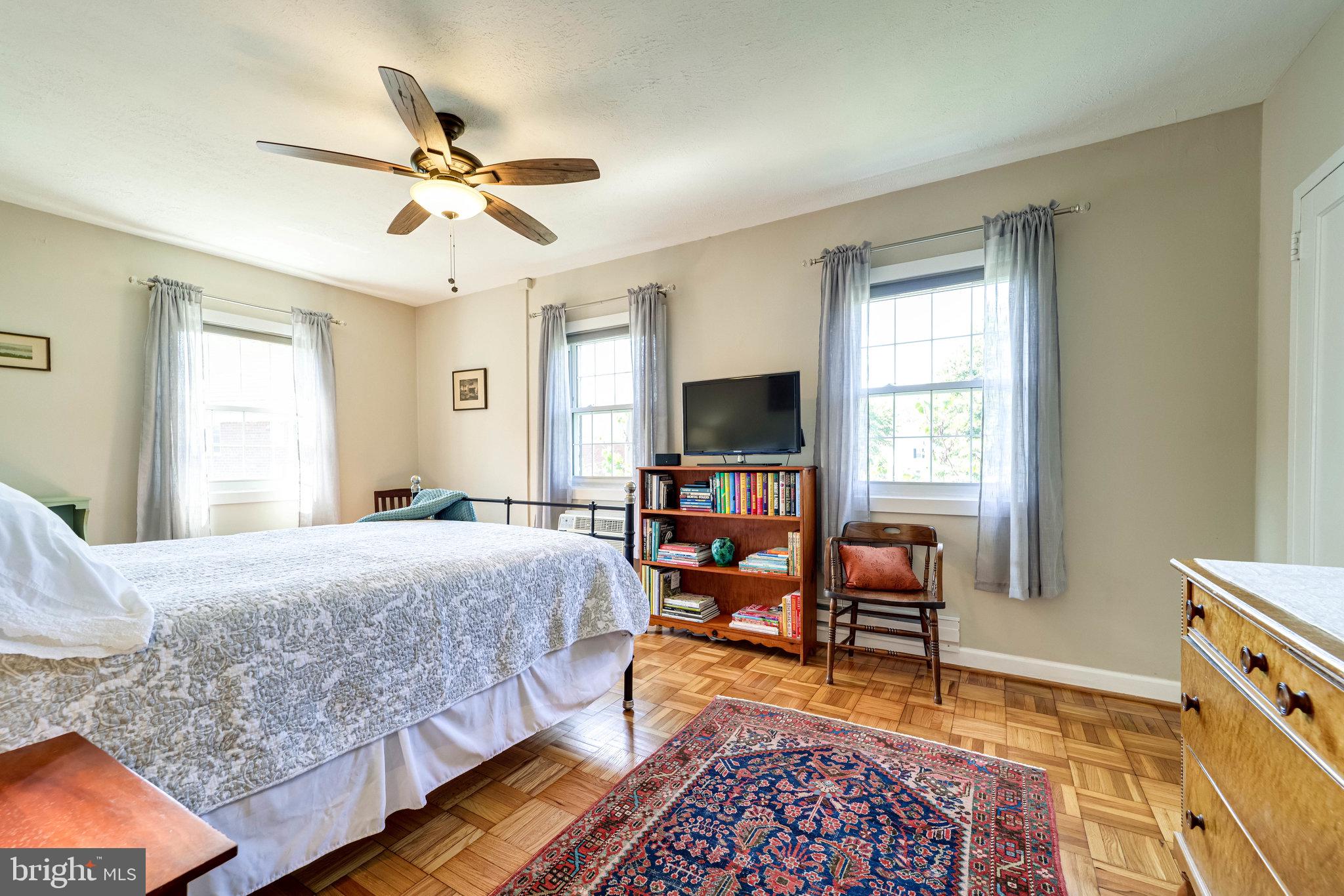 PARKFAIRFAX - Residential