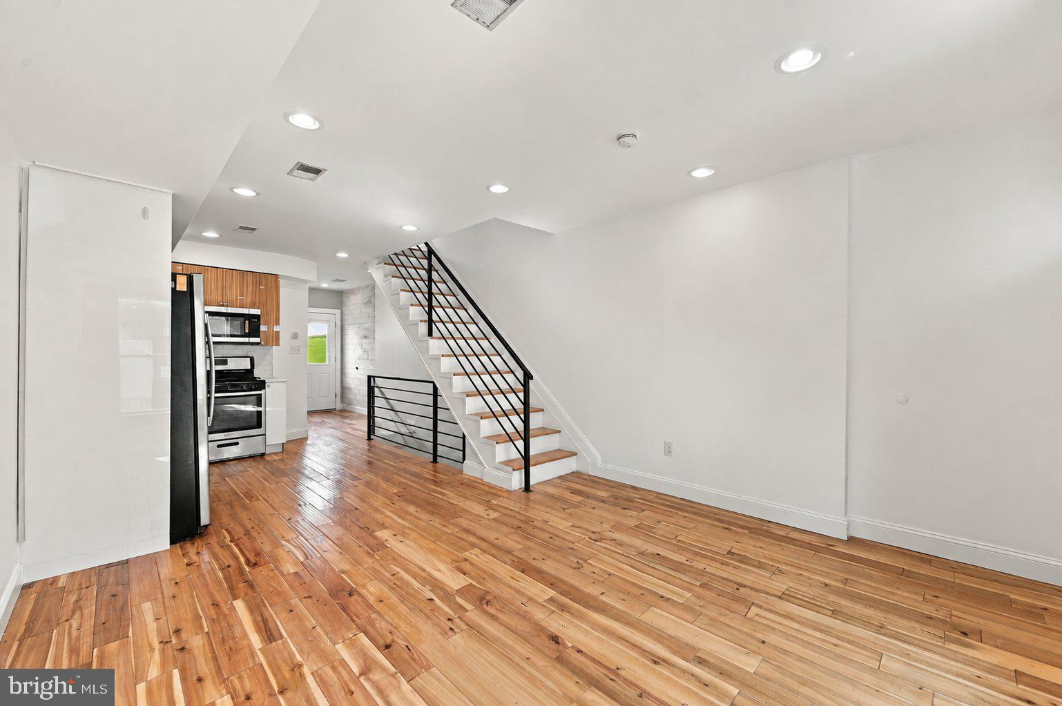 2321 GERRITT STREET