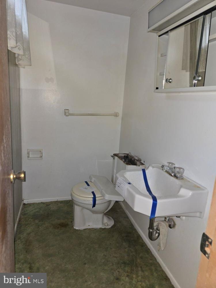 WILLOUGHBY COURT - Residential