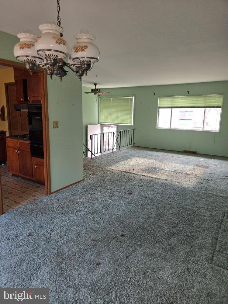 WILLOUGHBY COURT - Residential