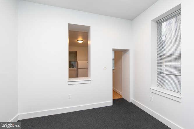 EAST FALLS - Residential Lease