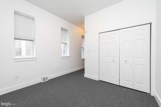 EAST FALLS - Residential Lease