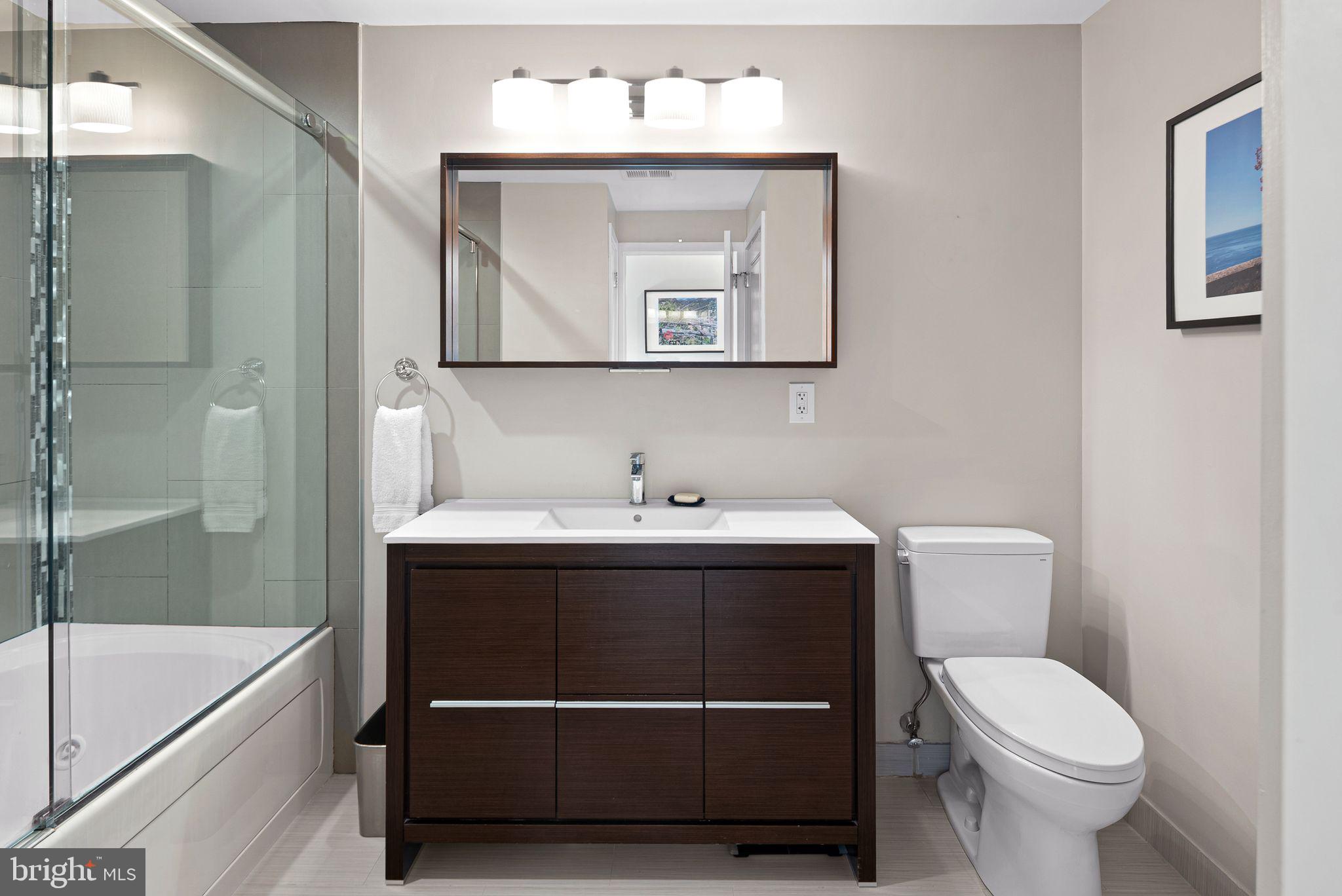 GRADUATE HOSPITAL - Residential