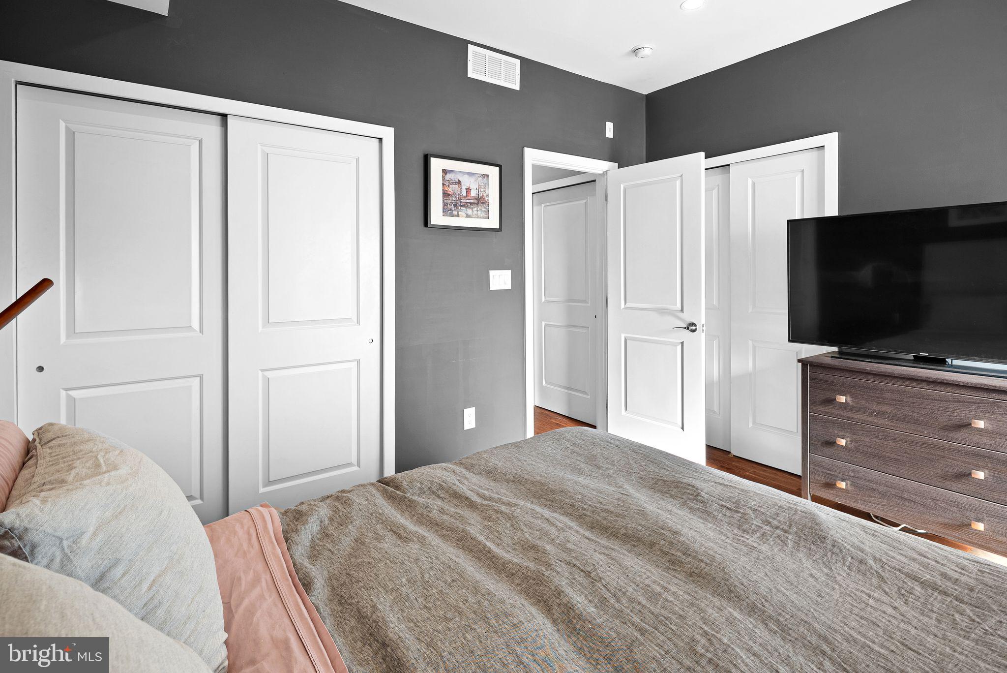 GRADUATE HOSPITAL - Residential