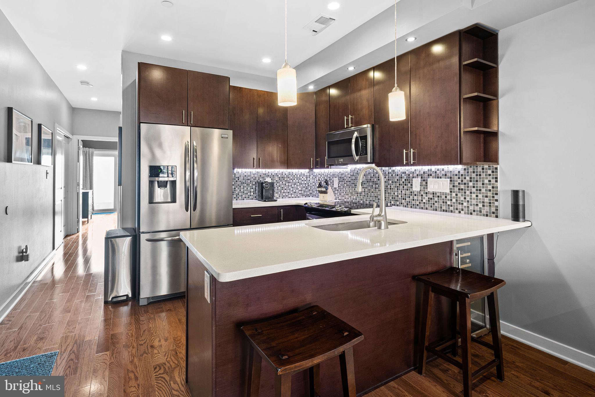 GRADUATE HOSPITAL - Residential