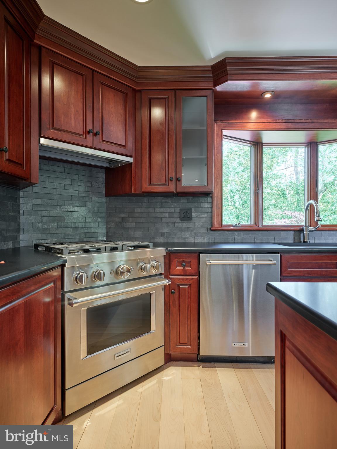 UPPER BLACK EDDY - Residential