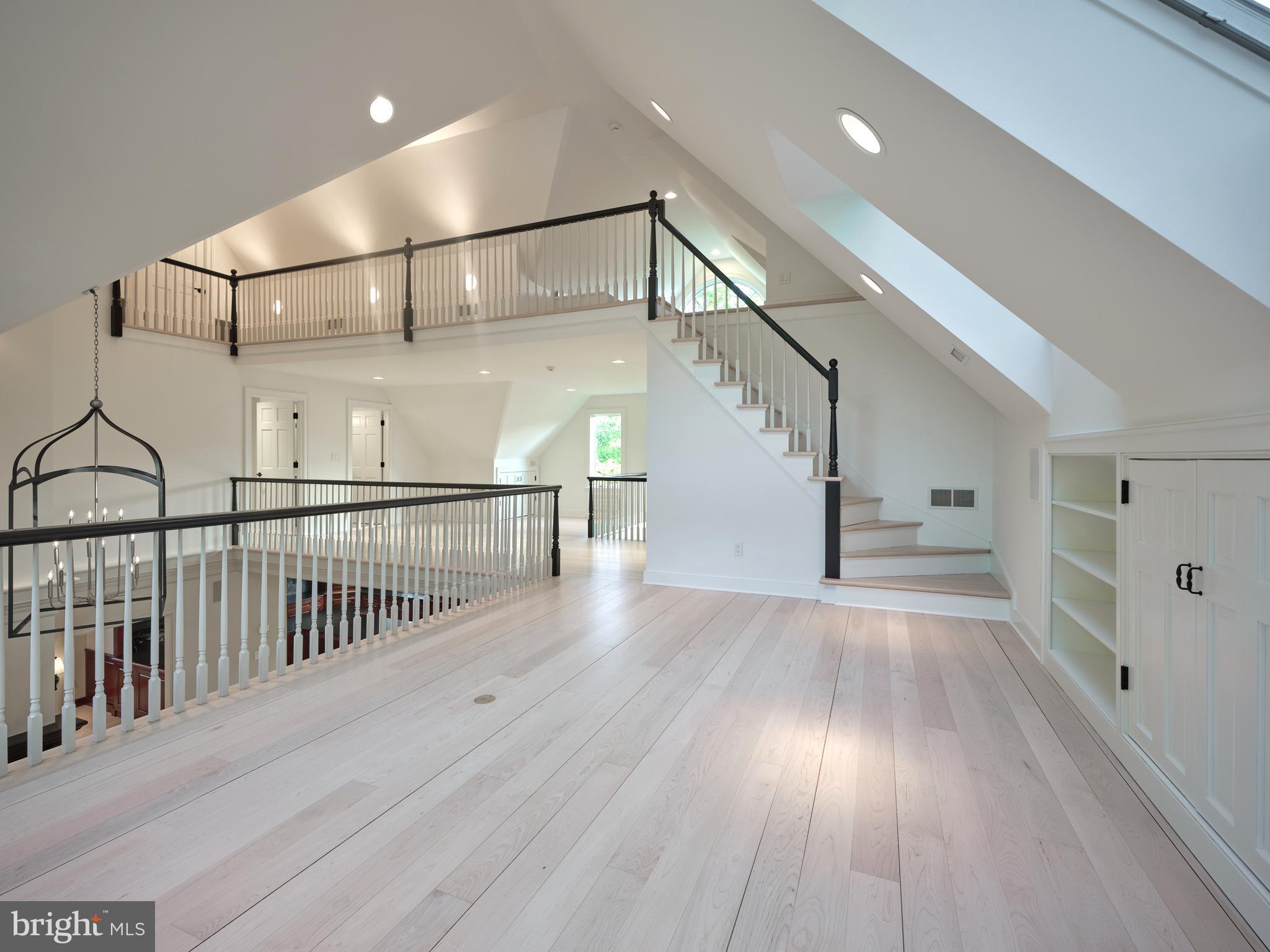 UPPER BLACK EDDY - Residential