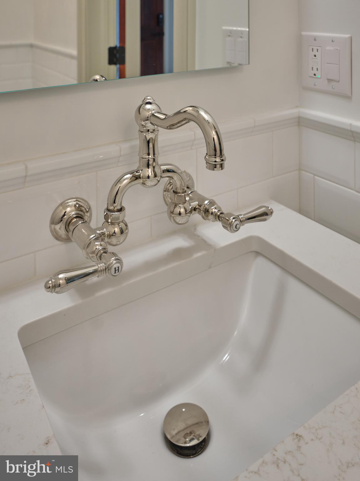 UPPER BLACK EDDY - Residential