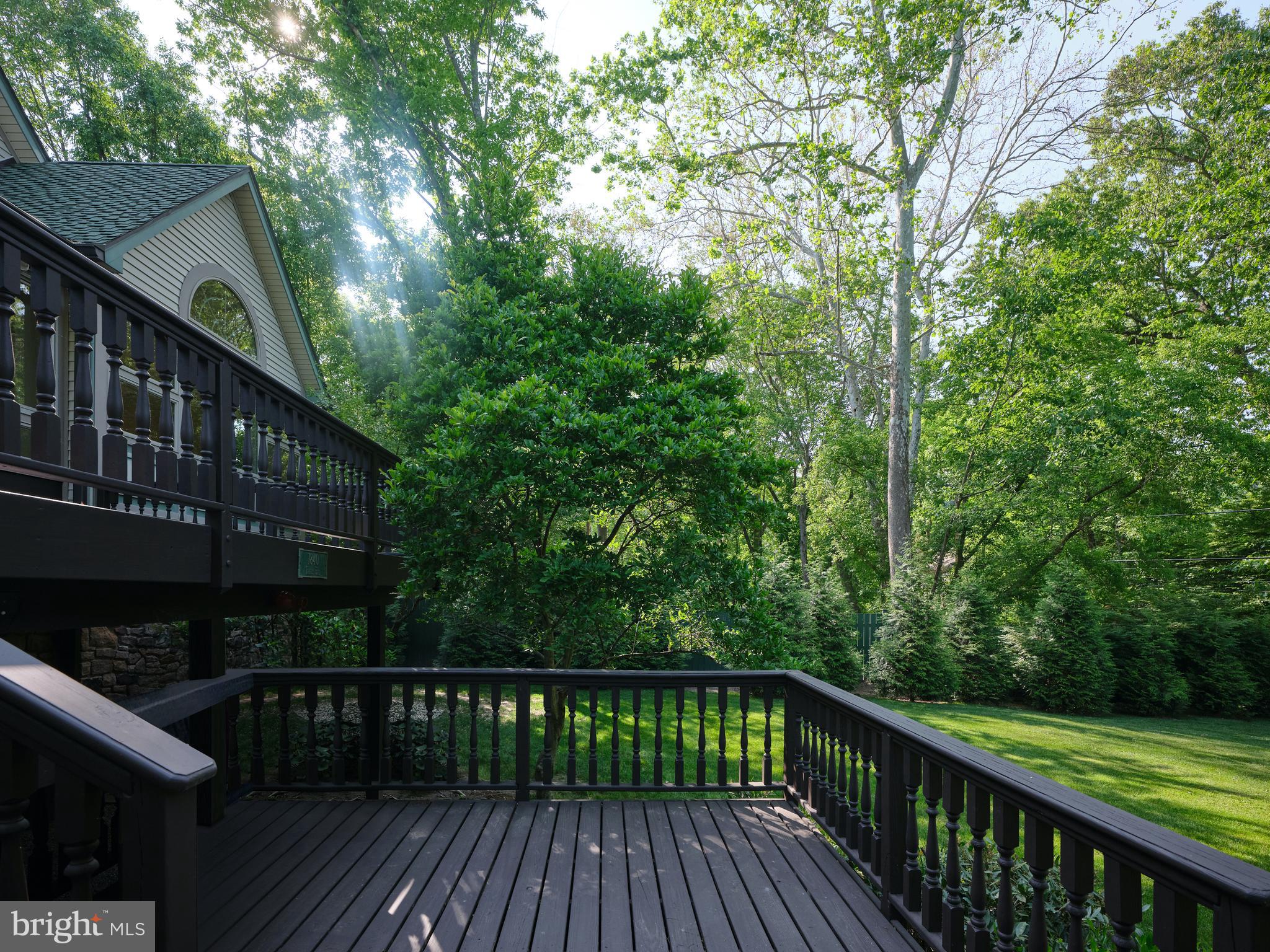 UPPER BLACK EDDY - Residential