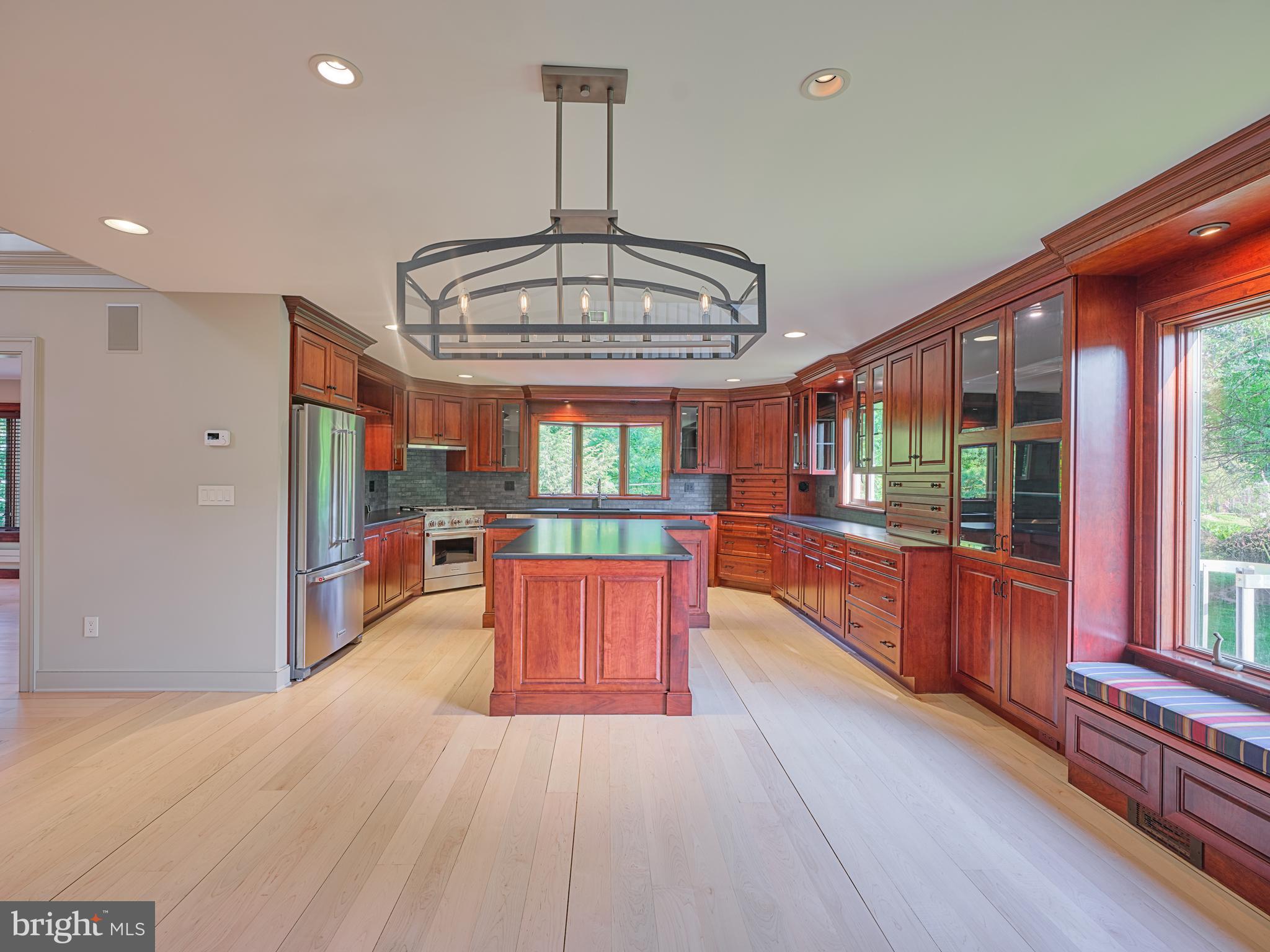 UPPER BLACK EDDY - Residential