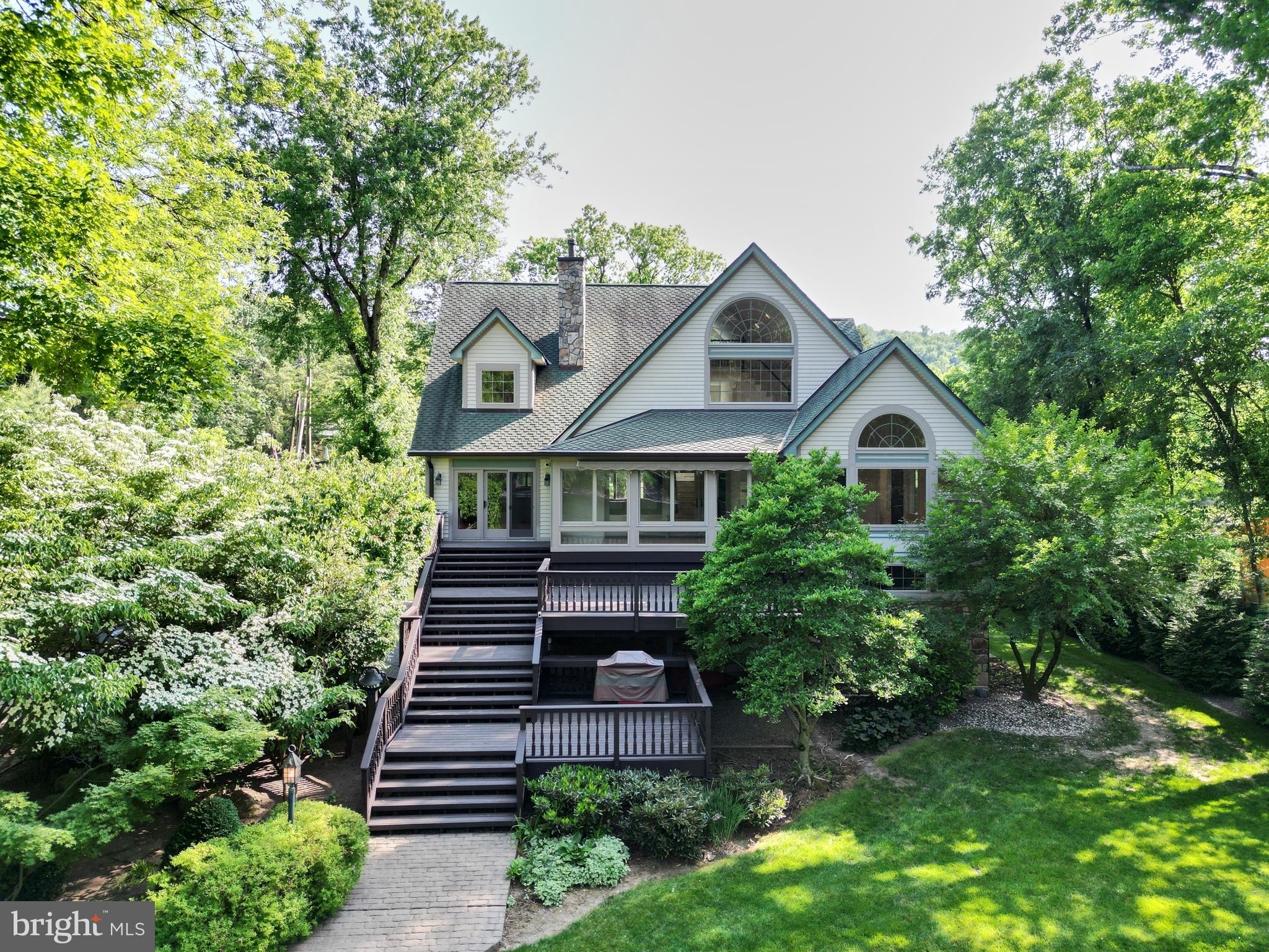 UPPER BLACK EDDY - Residential