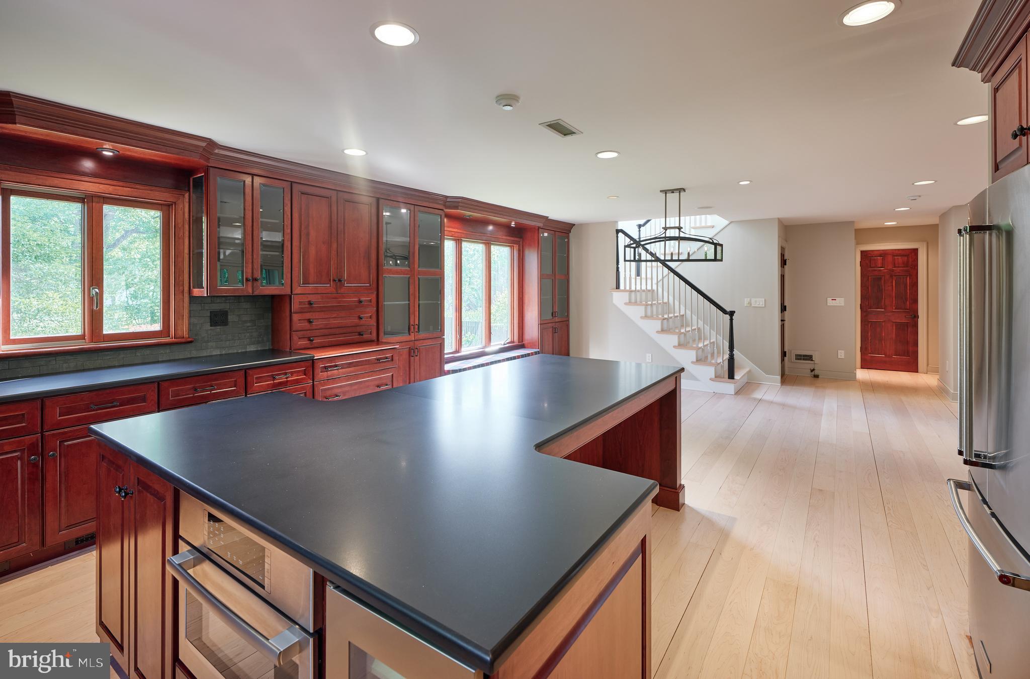 UPPER BLACK EDDY - Residential