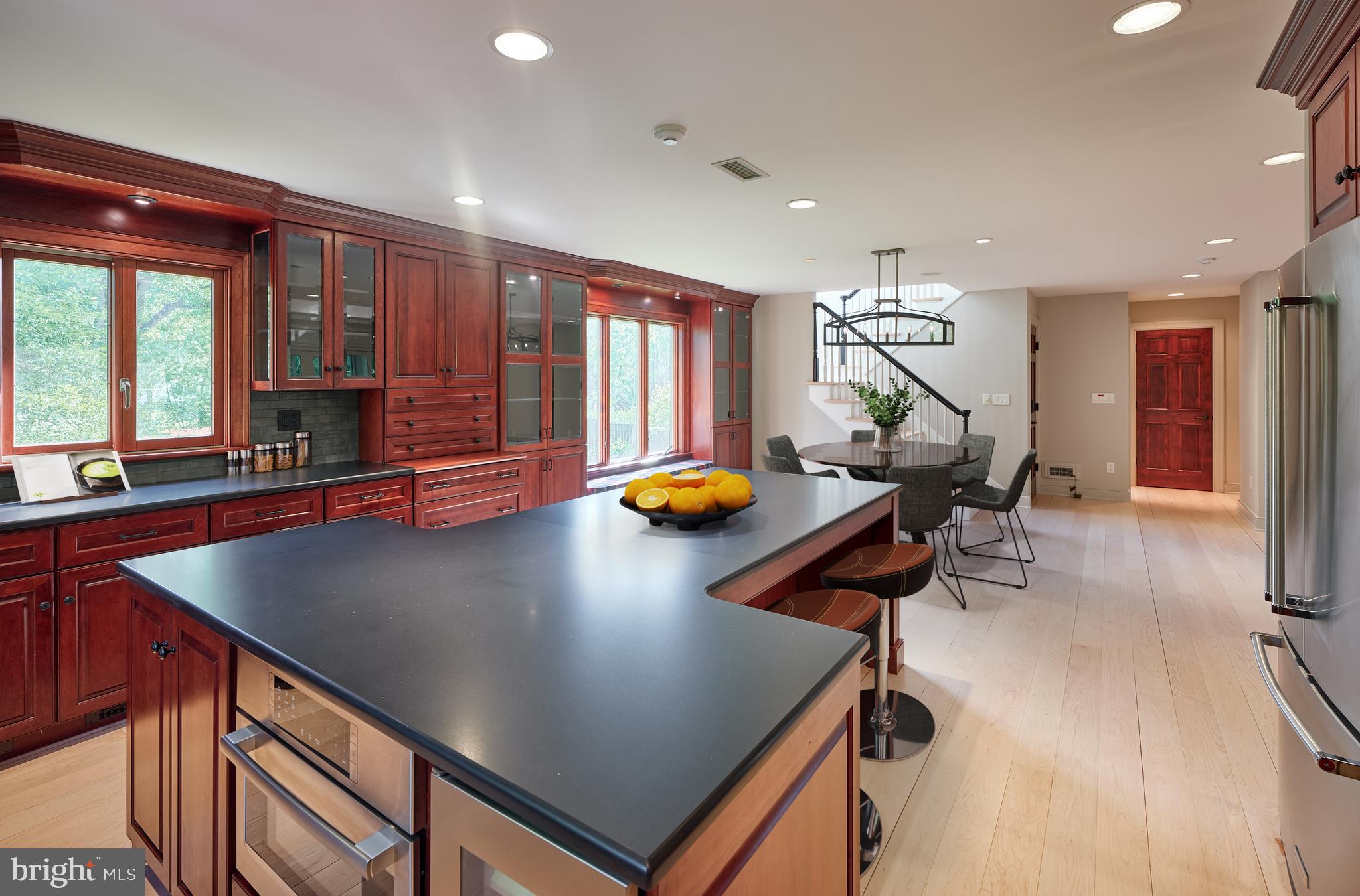 UPPER BLACK EDDY - Residential