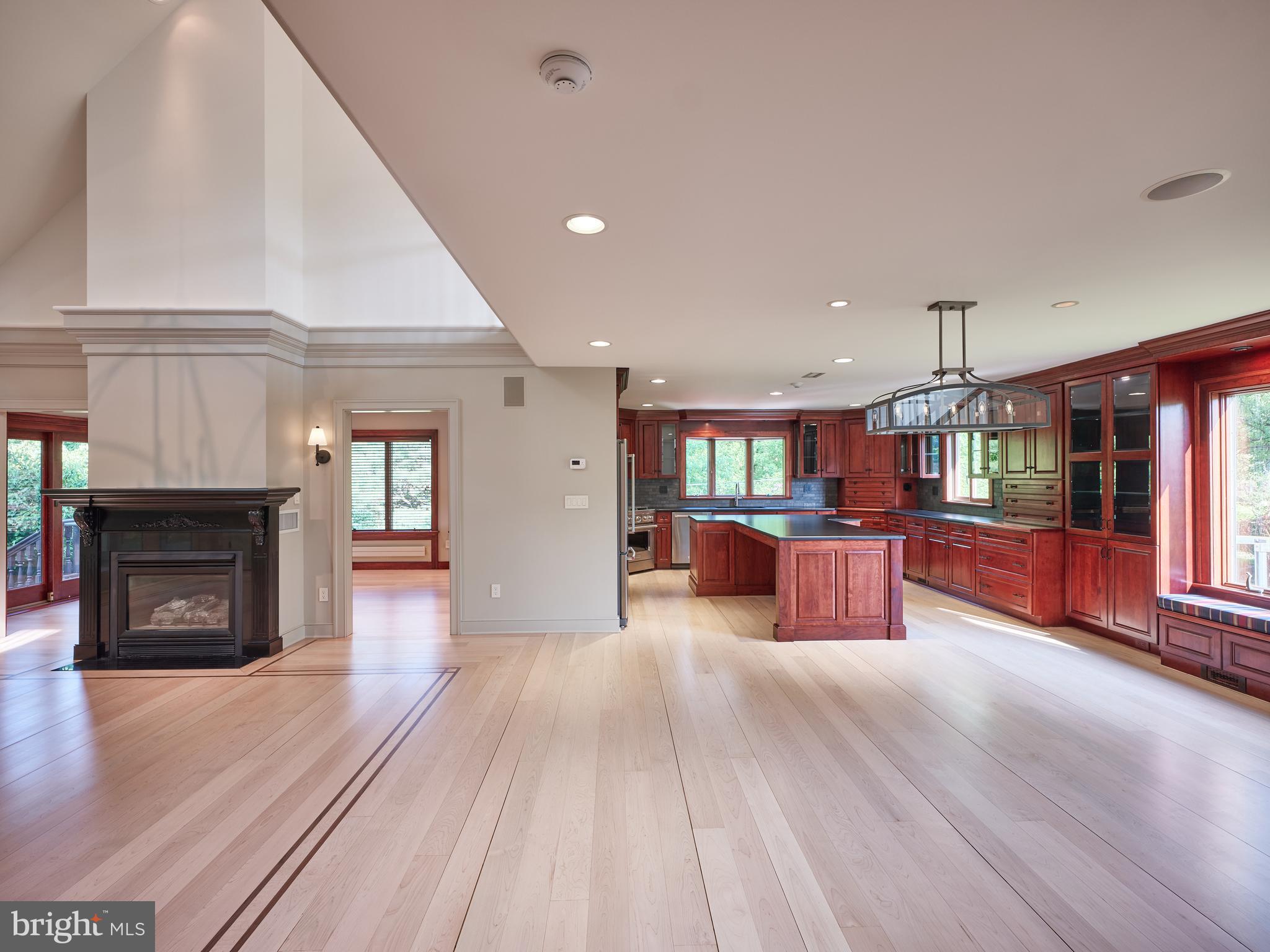 UPPER BLACK EDDY - Residential