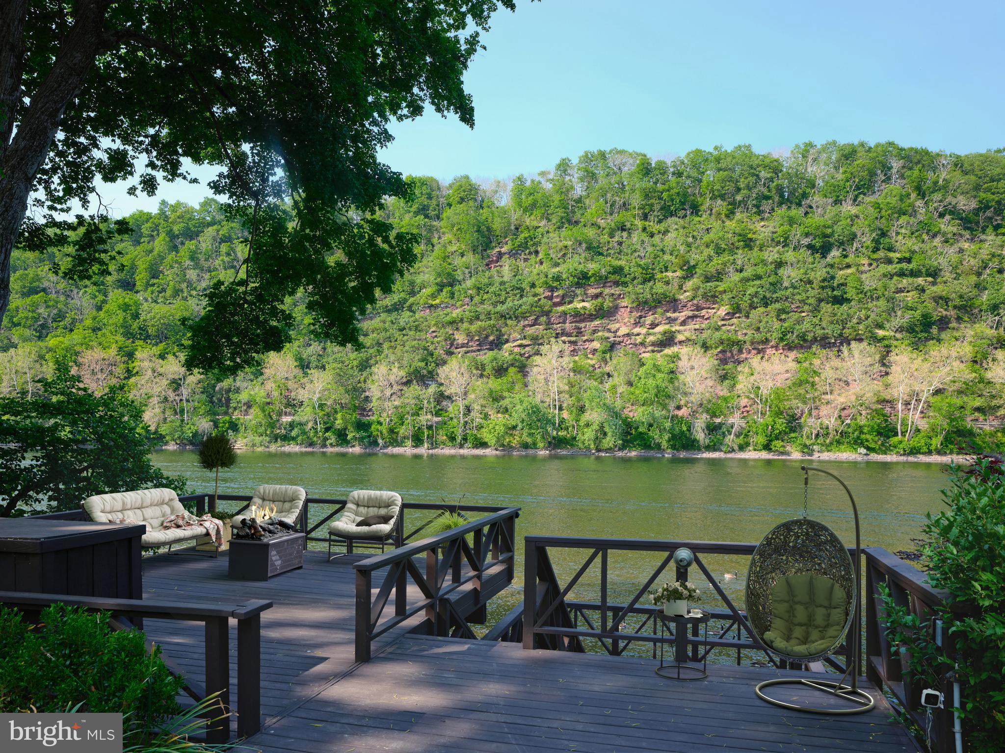 UPPER BLACK EDDY - Residential