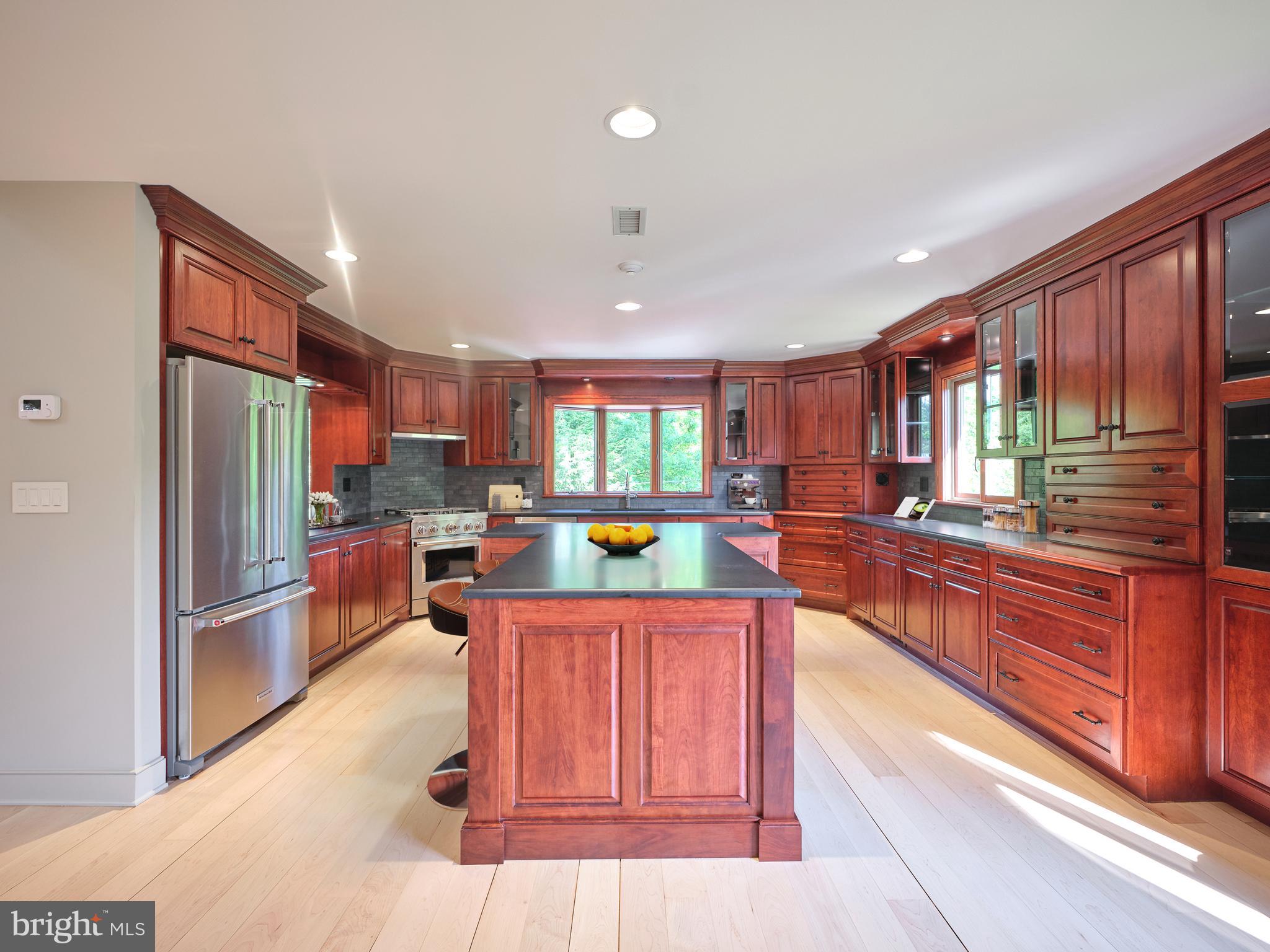 UPPER BLACK EDDY - Residential