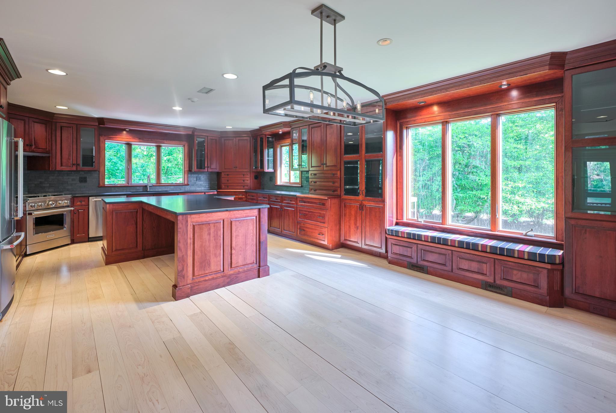 UPPER BLACK EDDY - Residential