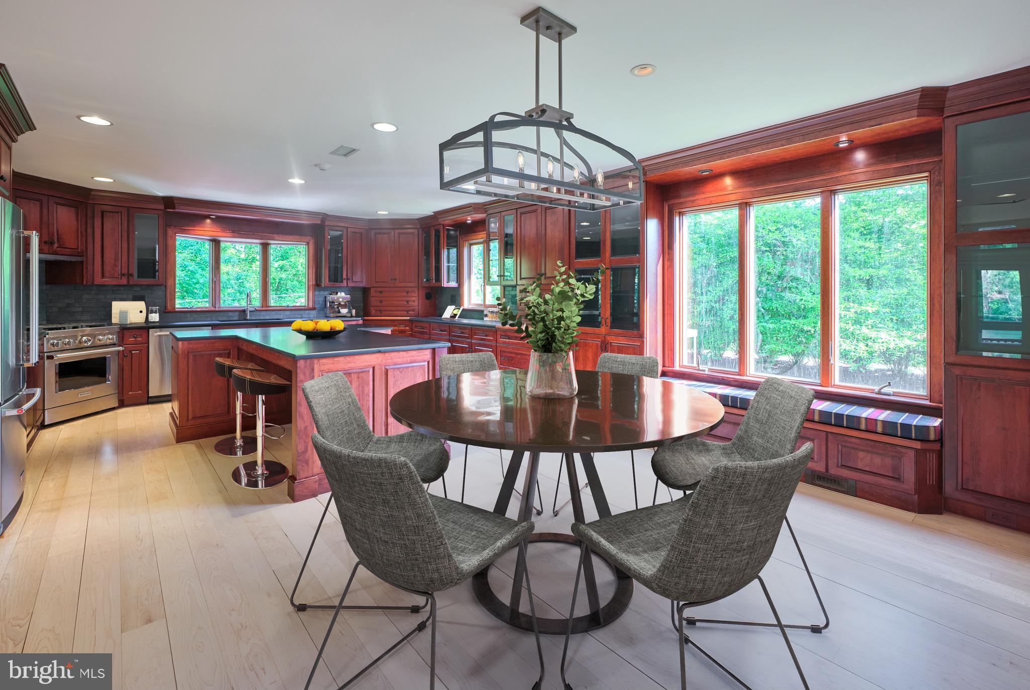 UPPER BLACK EDDY - Residential