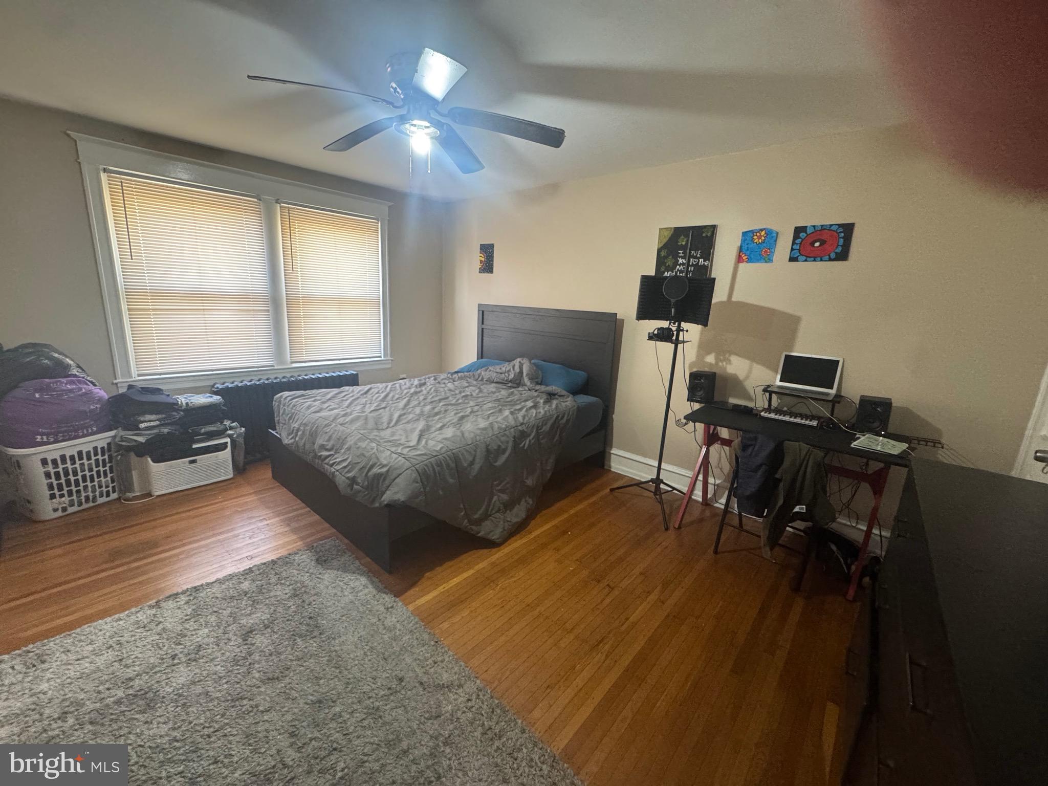 WEST OAK LANE - Residential Income