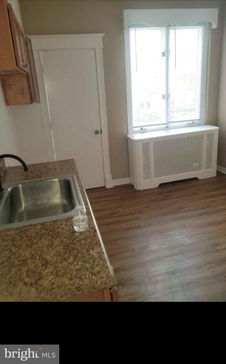 WEST OAK LANE - Residential Income