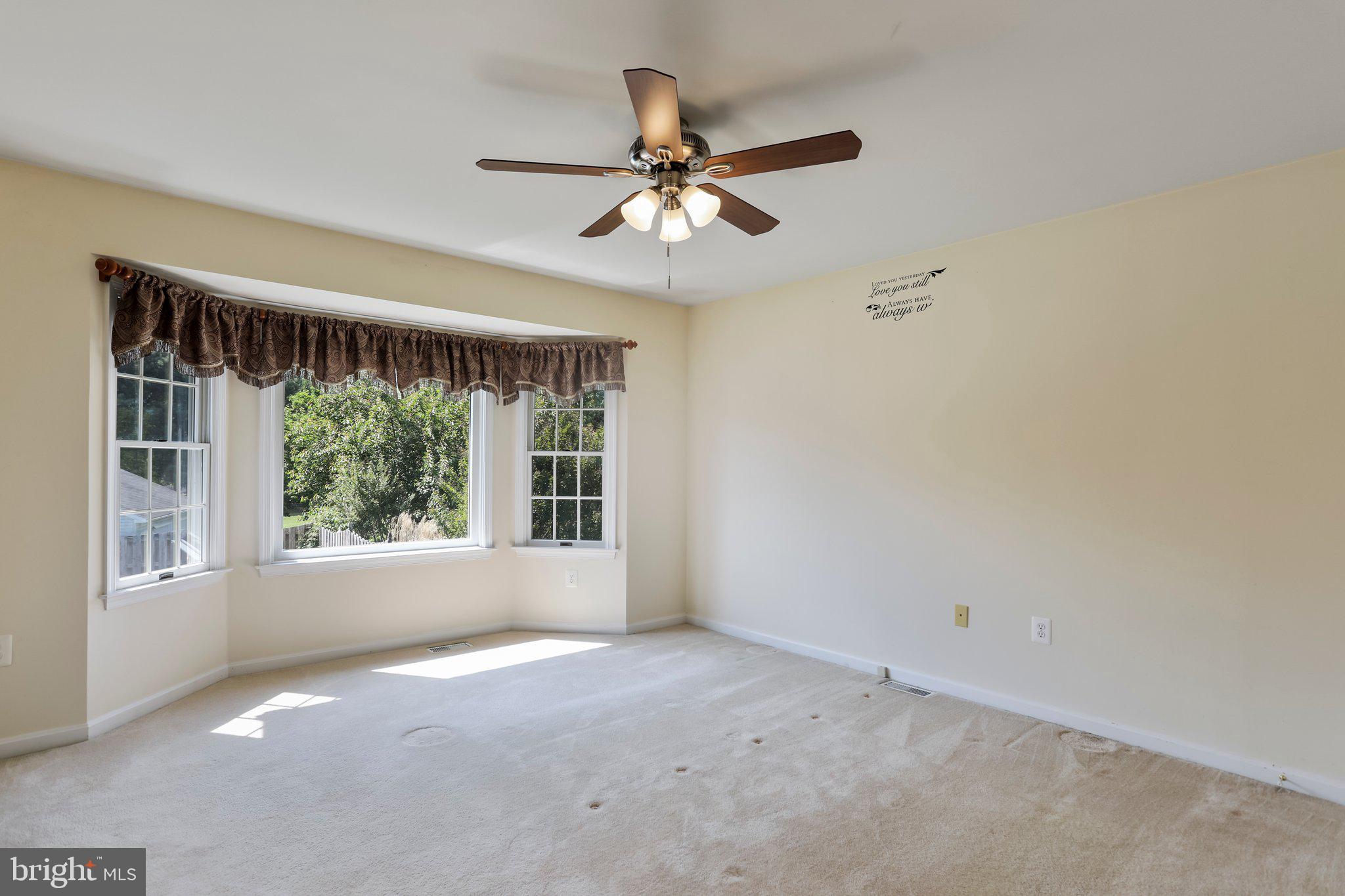 PEMBROKE GROVE - Residential