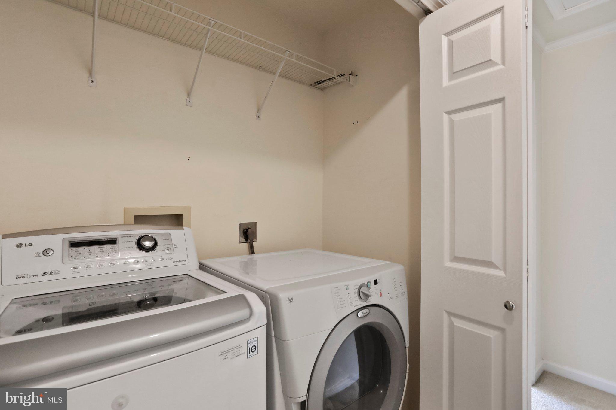 PEMBROKE GROVE - Residential