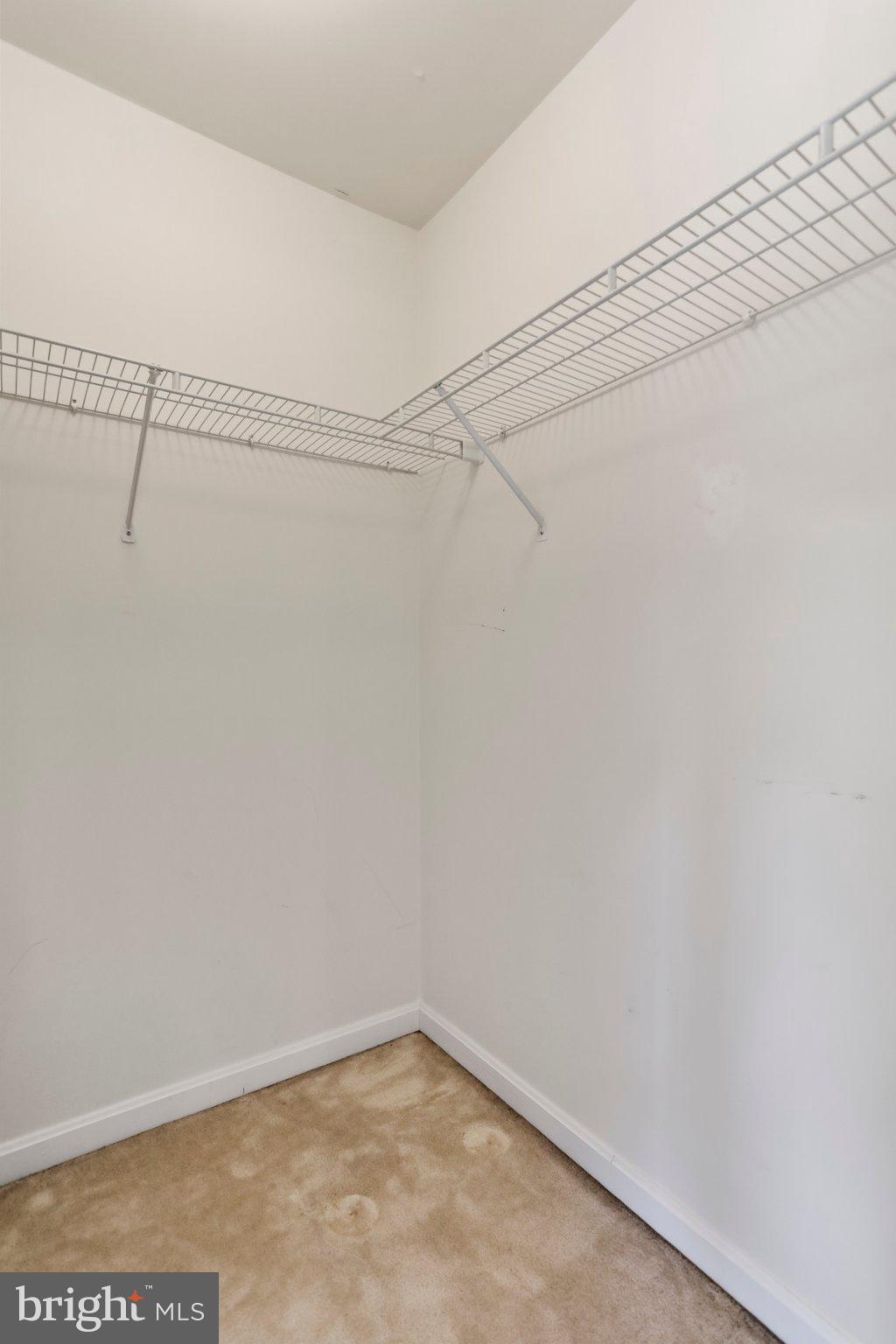 PEMBROKE GROVE - Residential