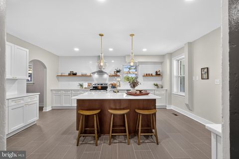 225 E CANAL ROAD YORK PA 17404