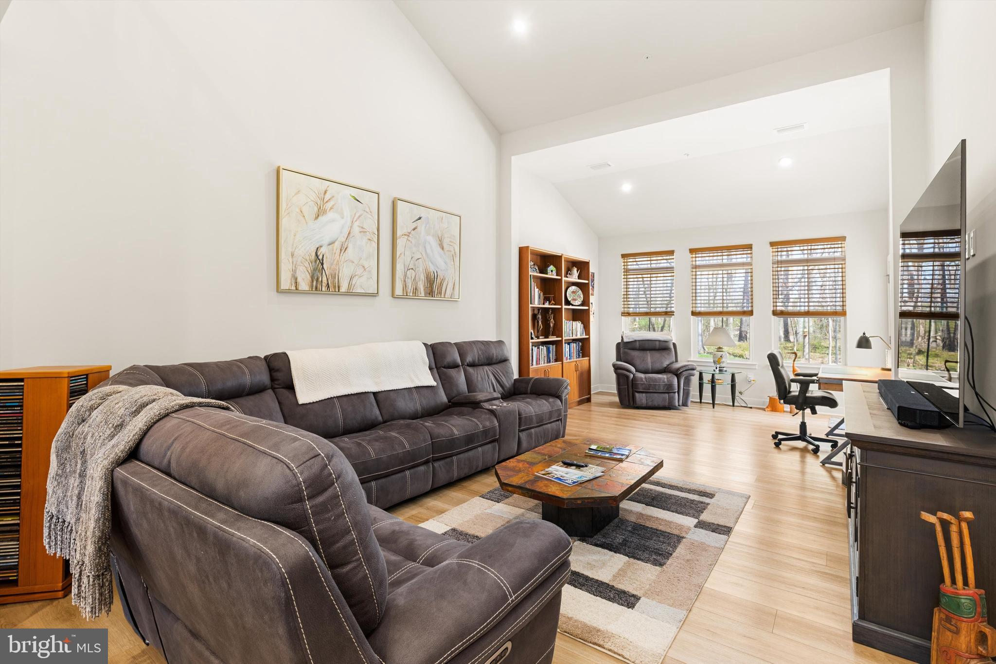 RIVER RUN - Residential