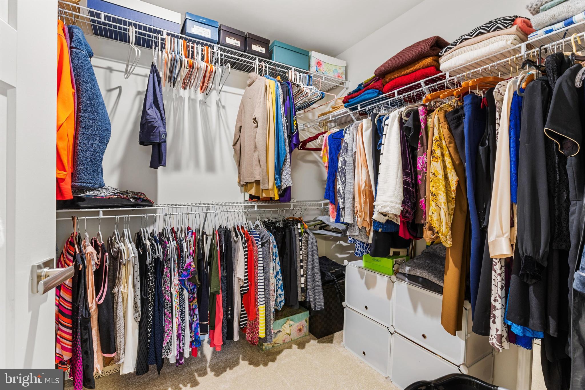 RIVER RUN - Residential