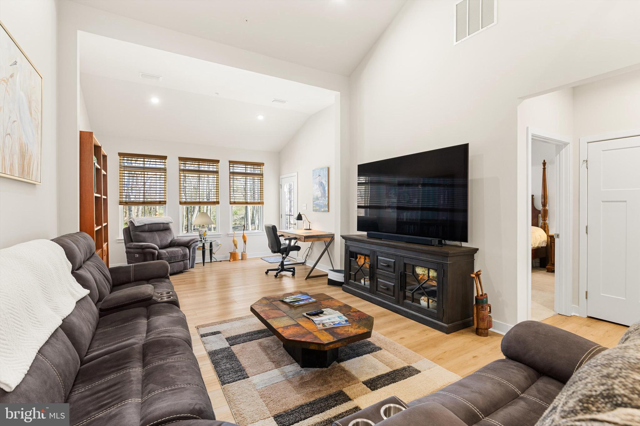 RIVER RUN - Residential