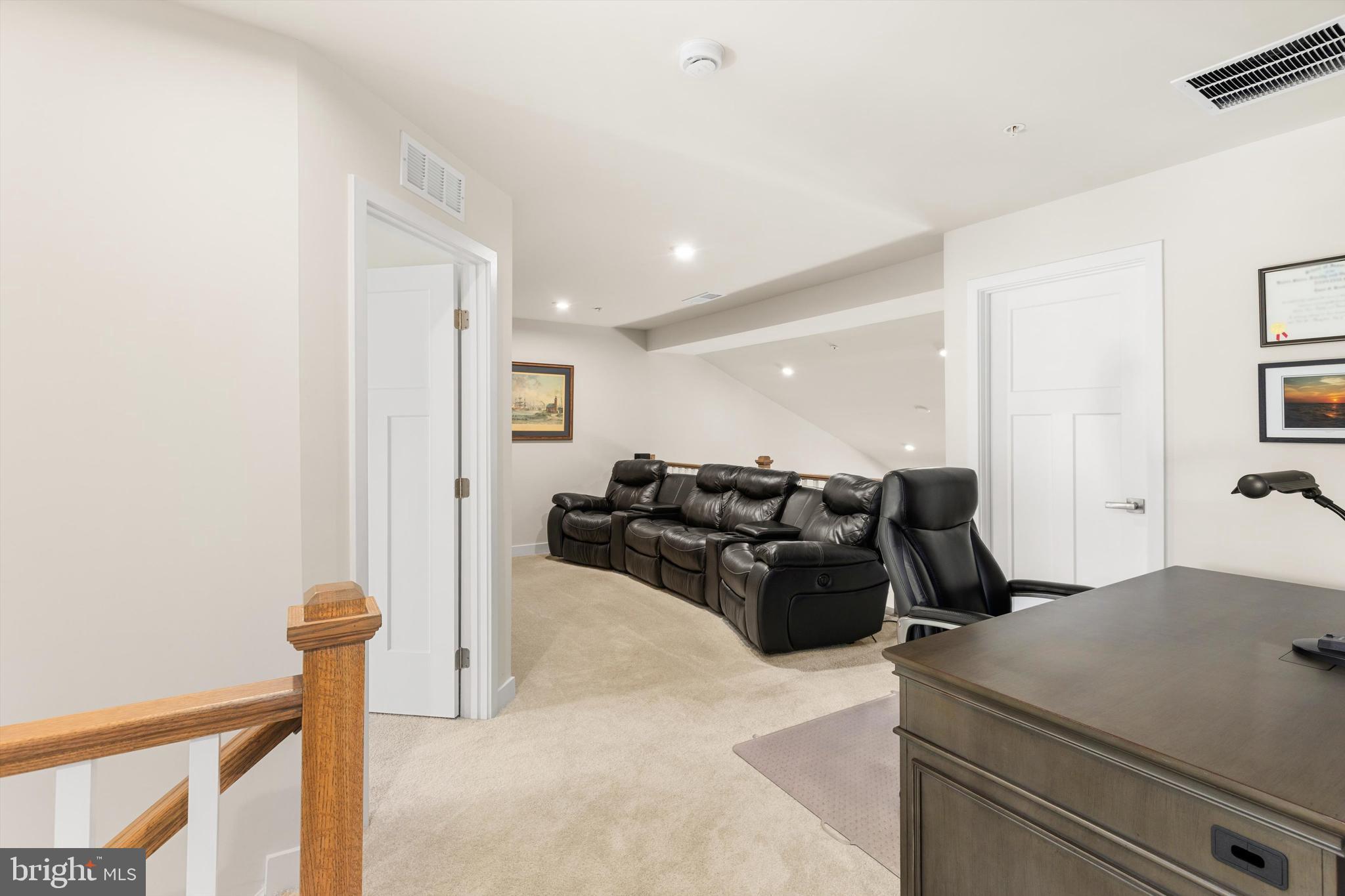 RIVER RUN - Residential