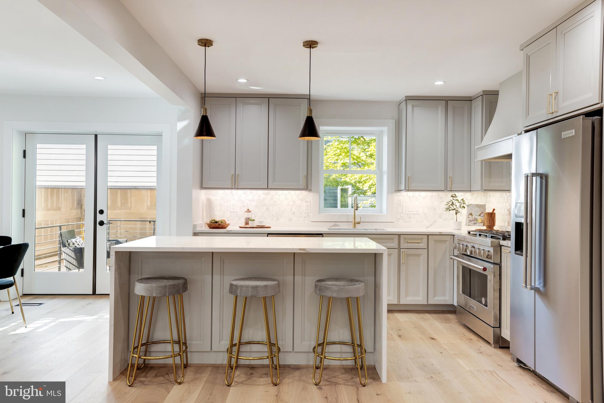 GLENCARLYN - Residential