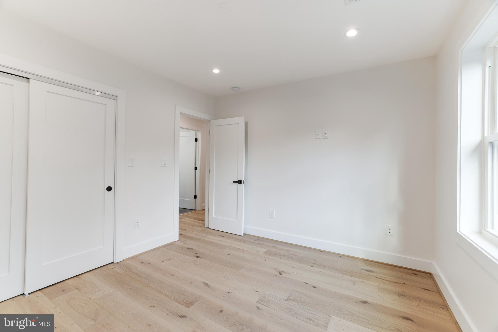 GLENCARLYN - Residential