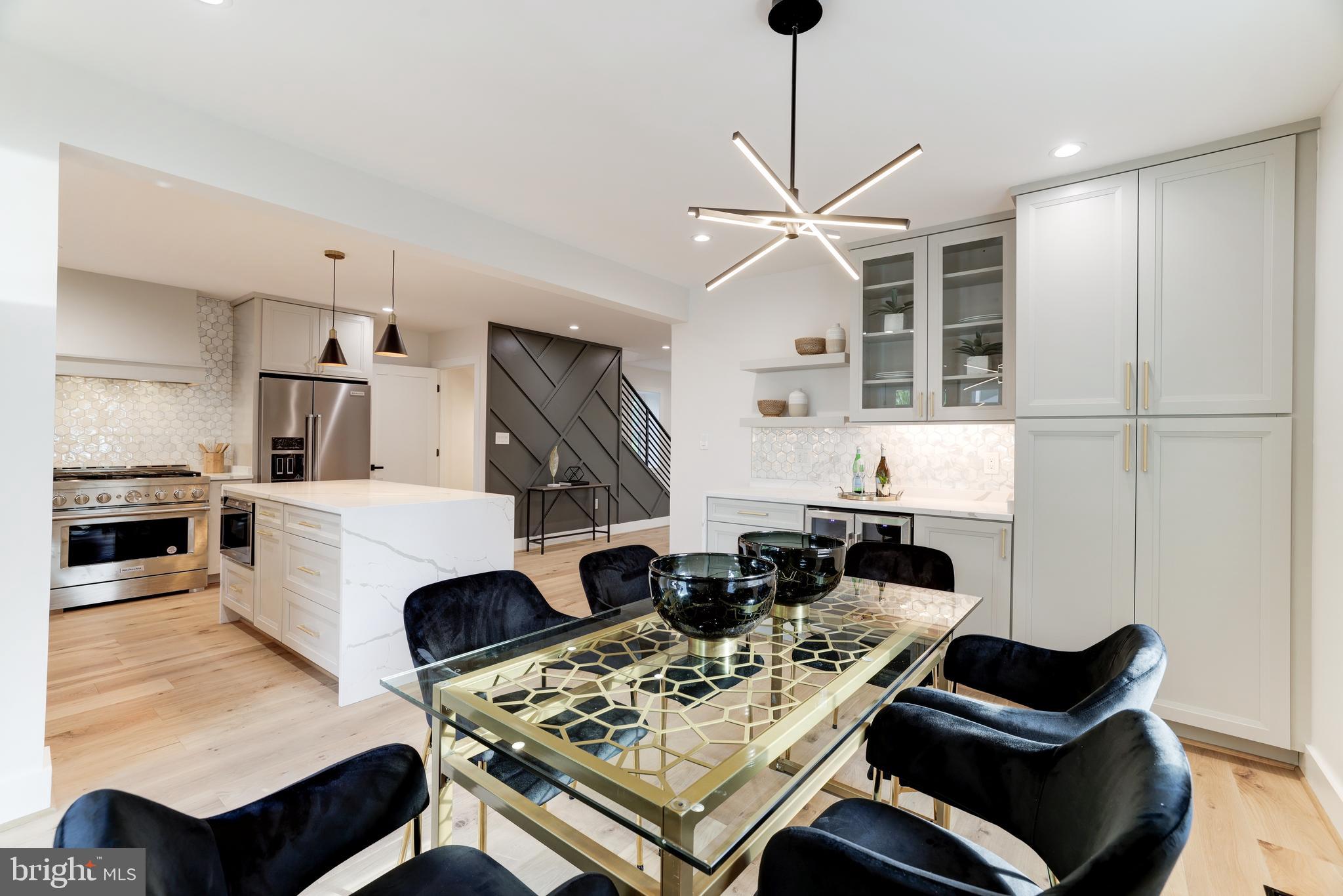 GLENCARLYN - Residential