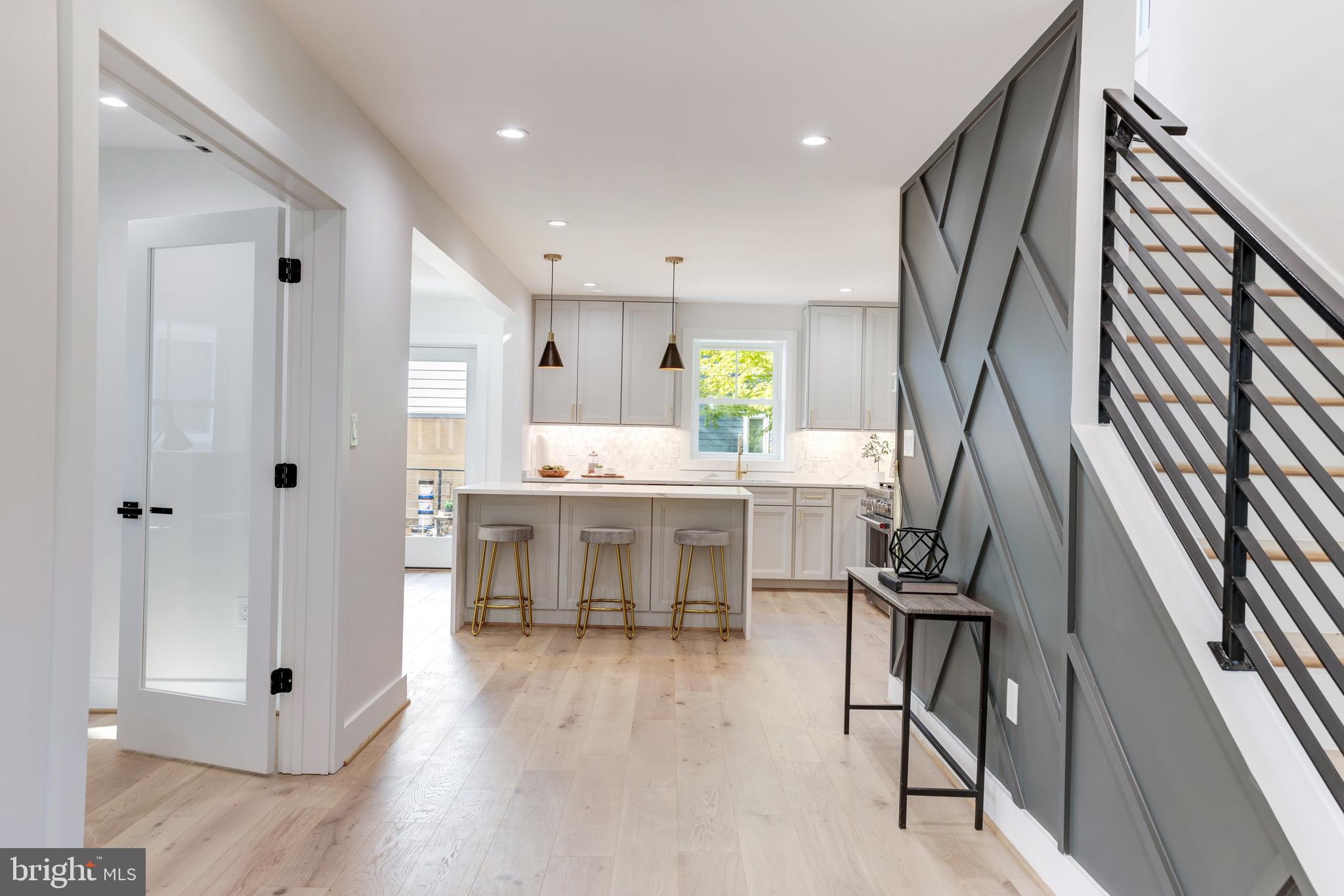 GLENCARLYN - Residential