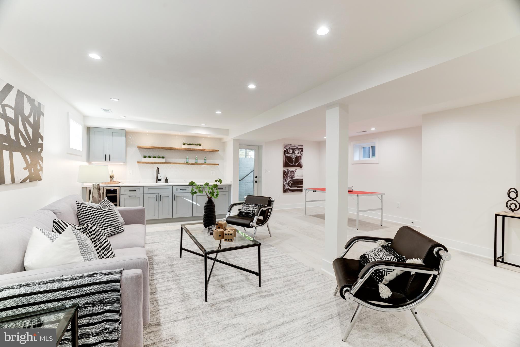 GLENCARLYN - Residential