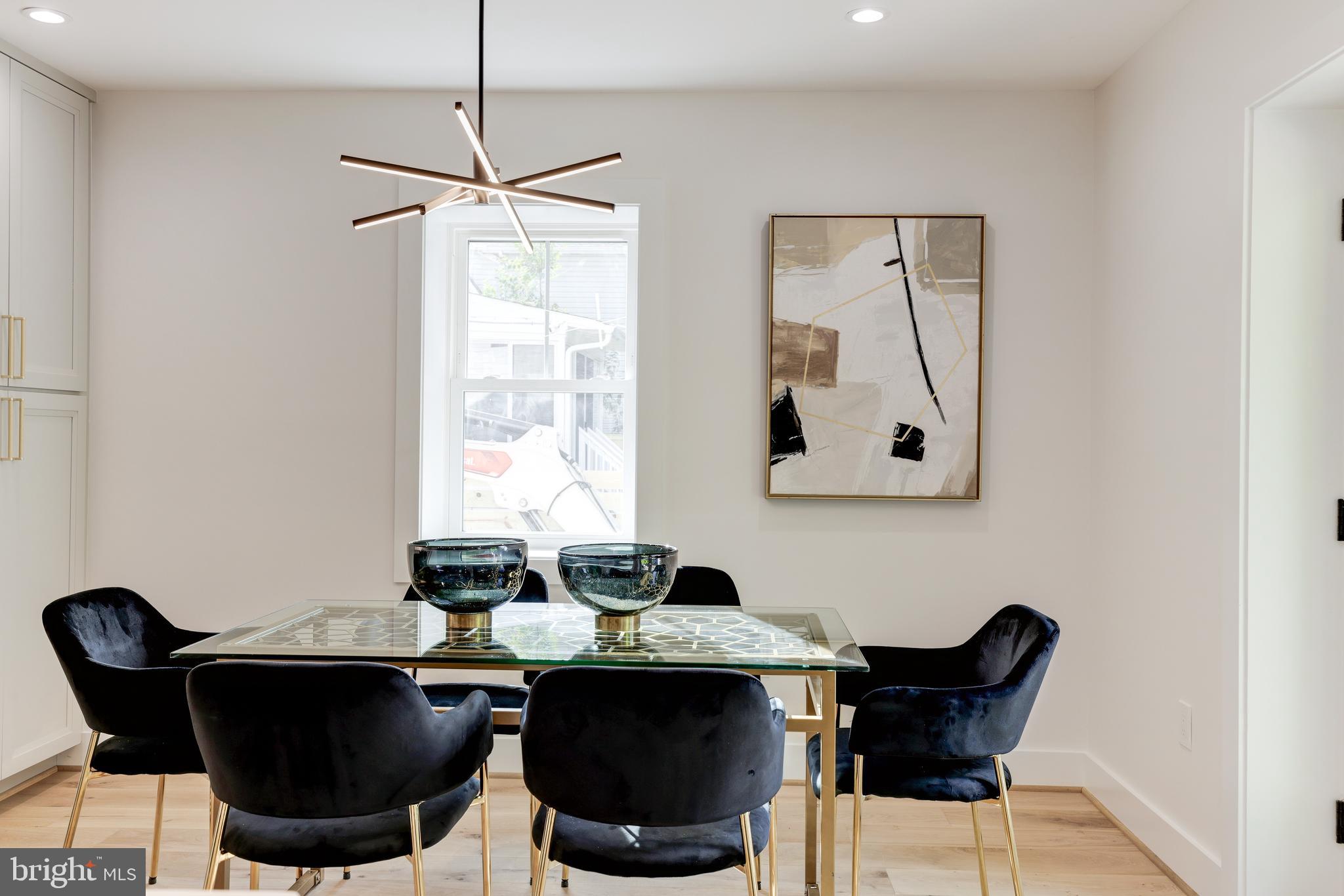 GLENCARLYN - Residential