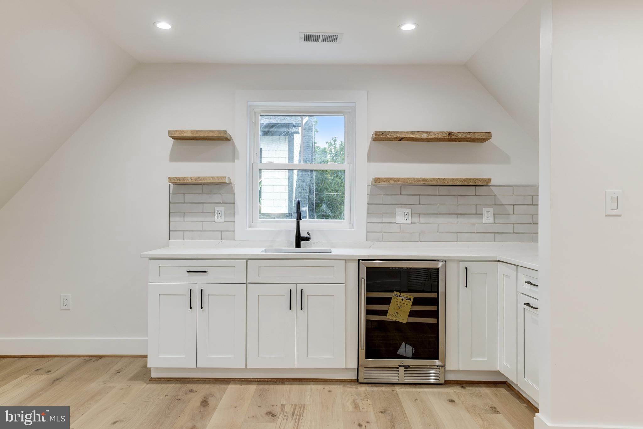 GLENCARLYN - Residential