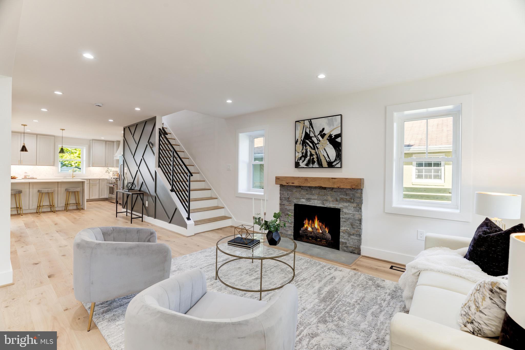 GLENCARLYN - Residential