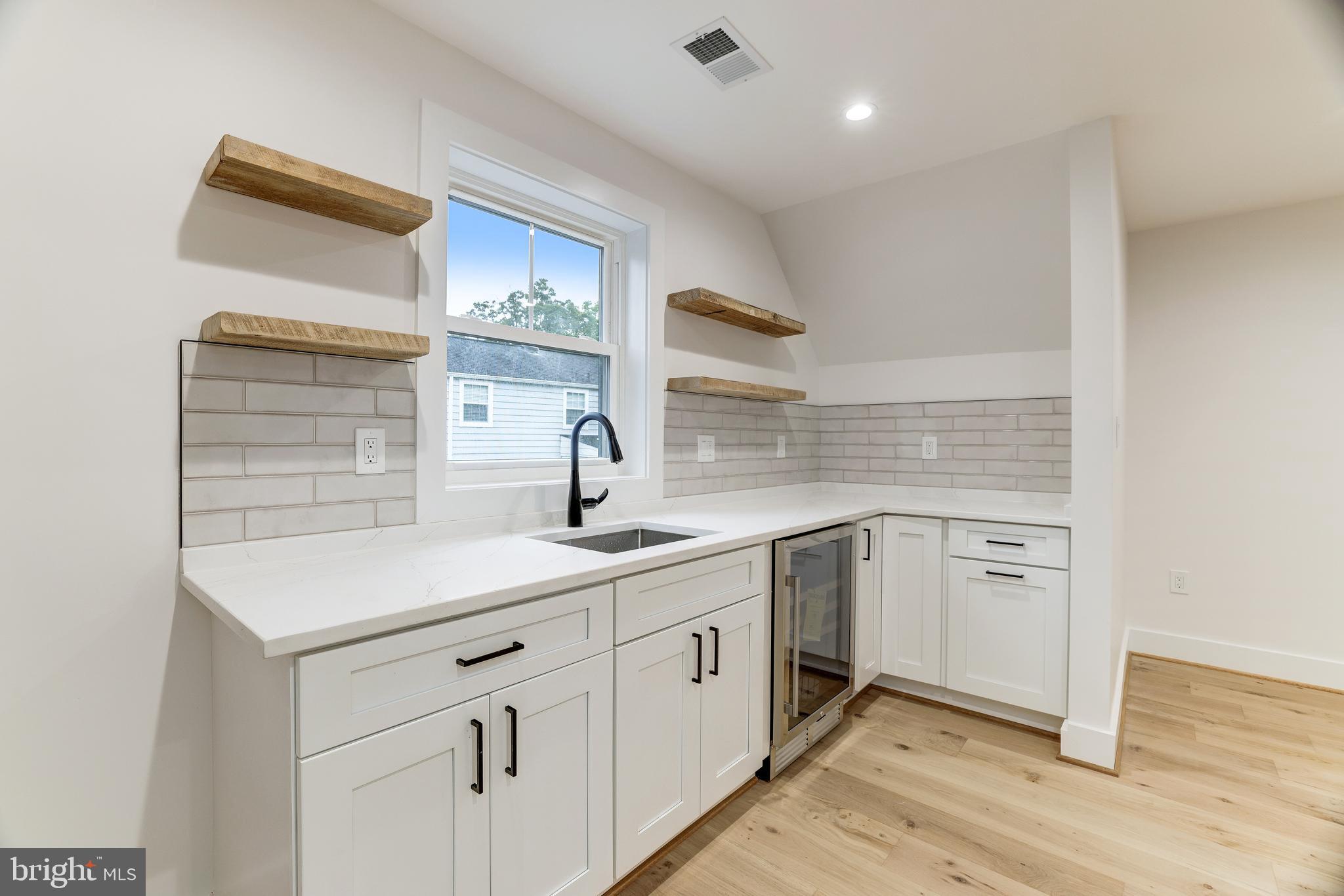 GLENCARLYN - Residential