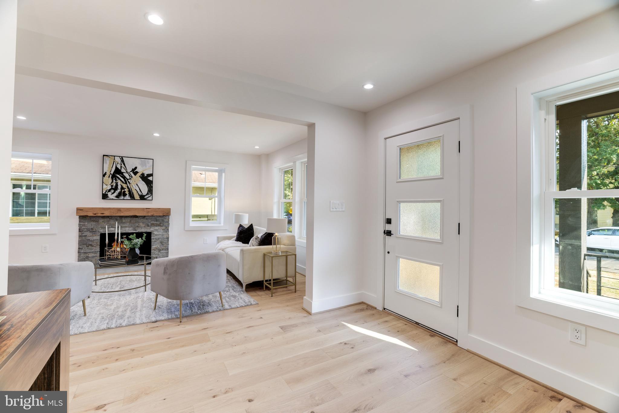 GLENCARLYN - Residential