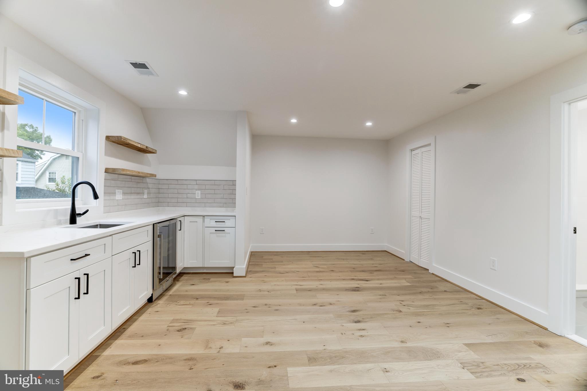 GLENCARLYN - Residential