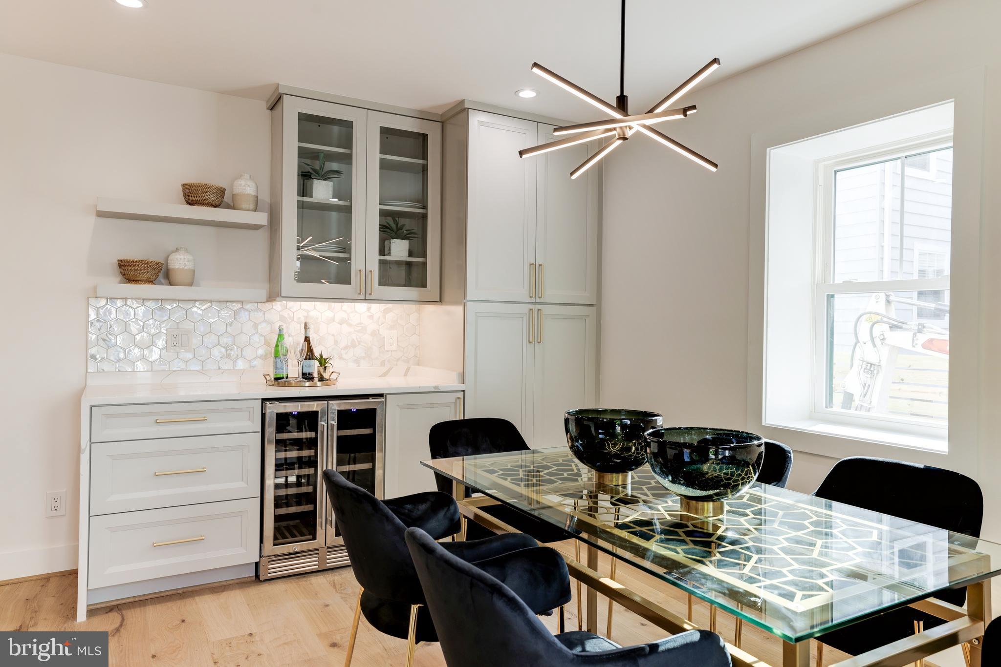 GLENCARLYN - Residential