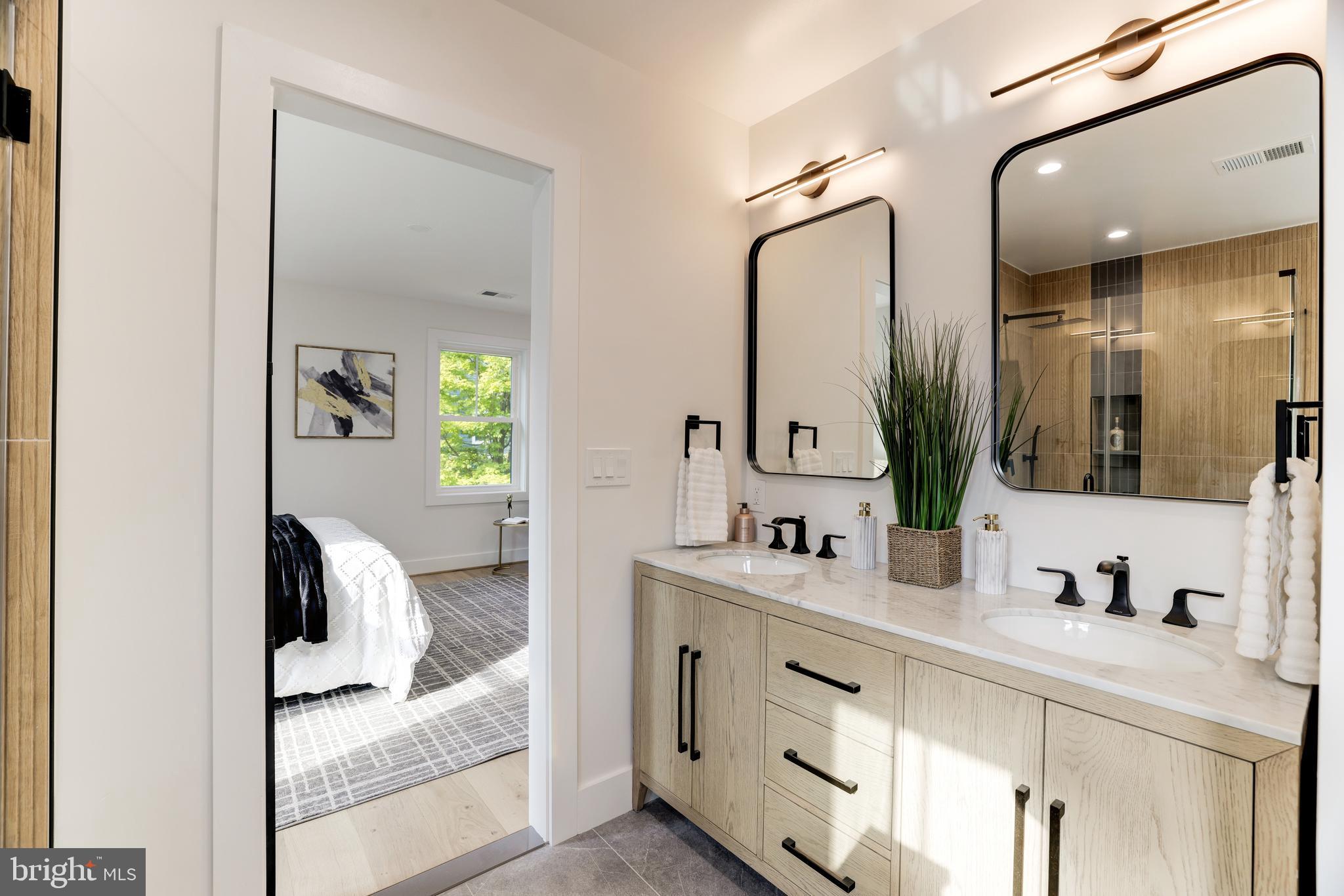 GLENCARLYN - Residential