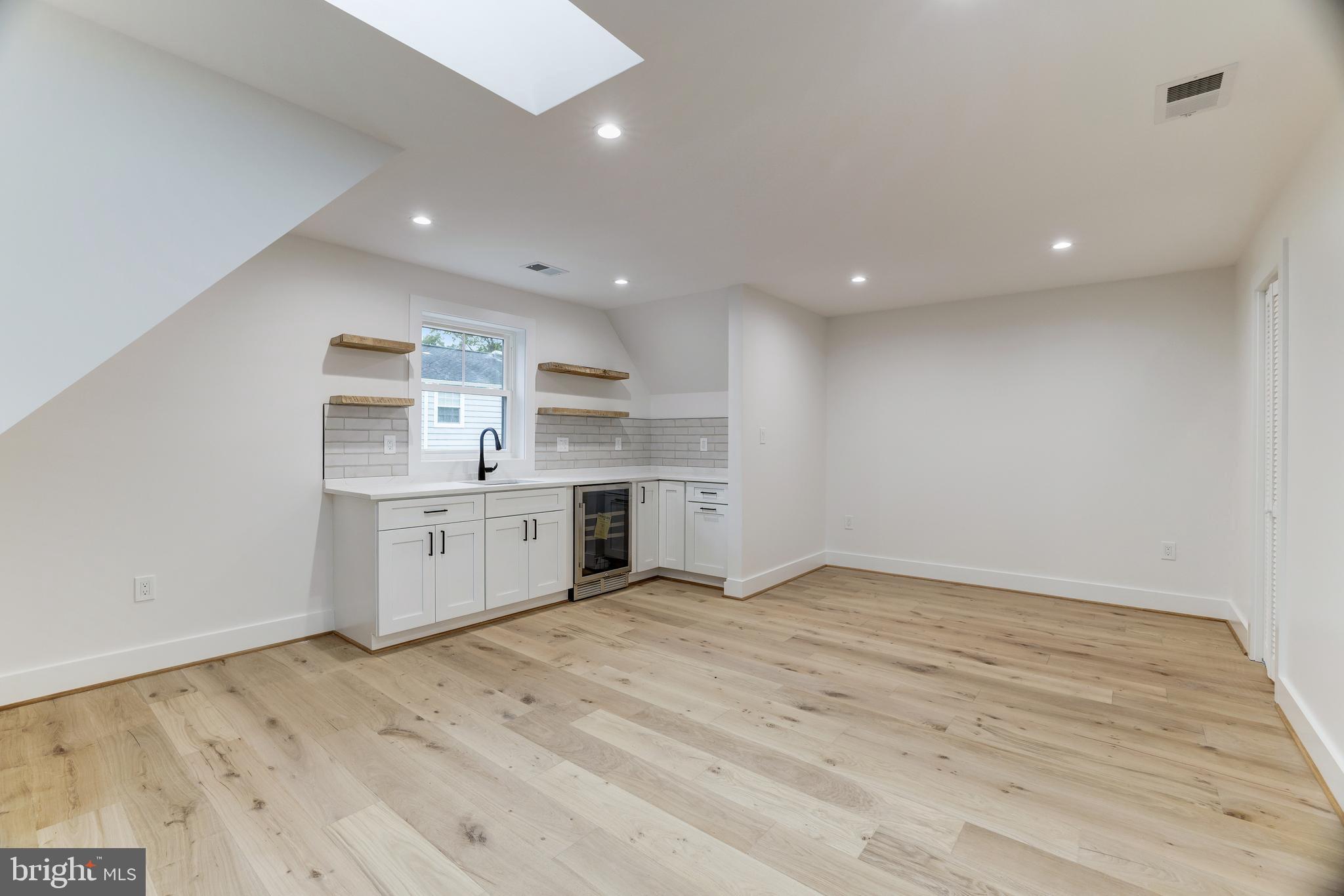 GLENCARLYN - Residential