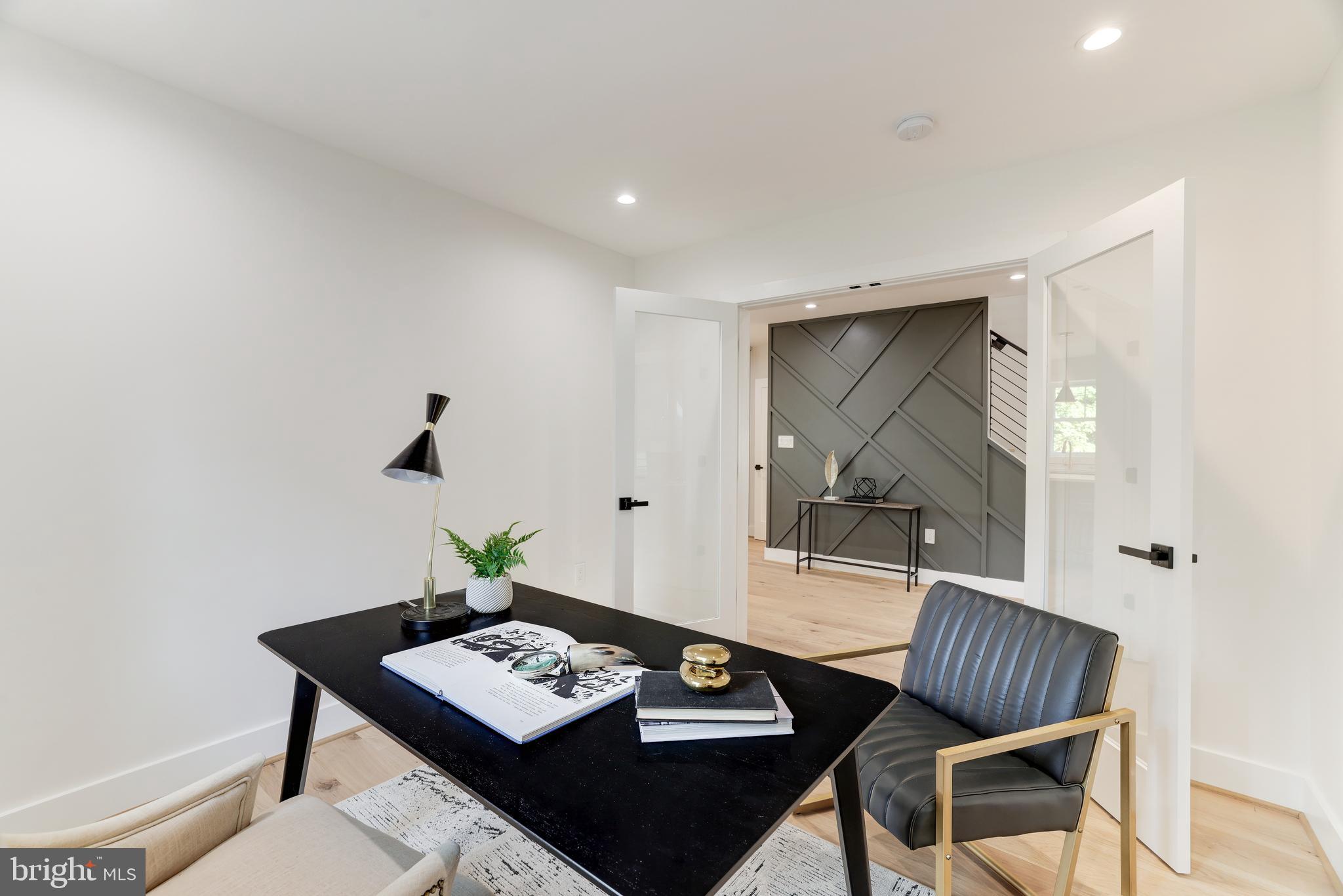 GLENCARLYN - Residential