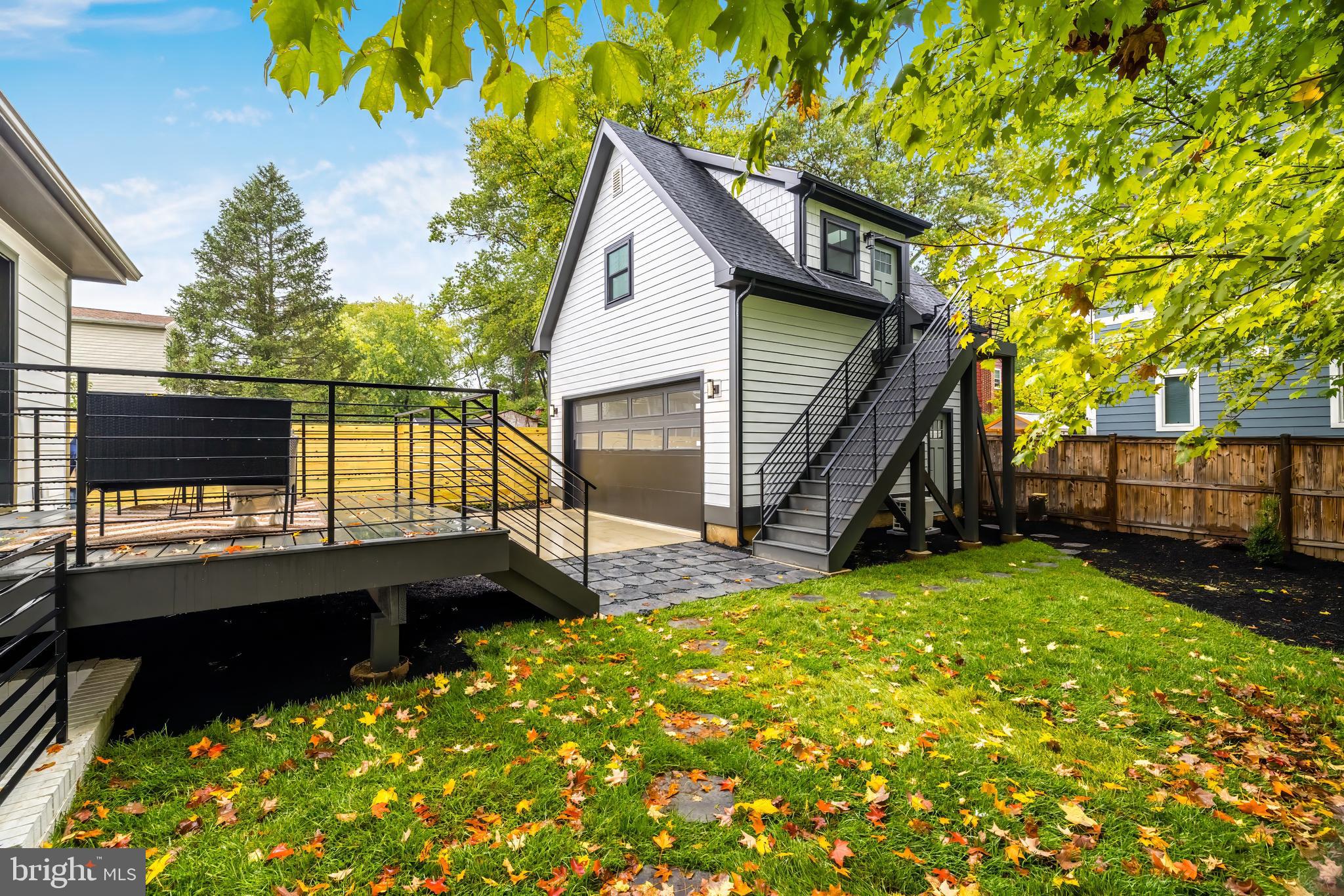 GLENCARLYN - Residential