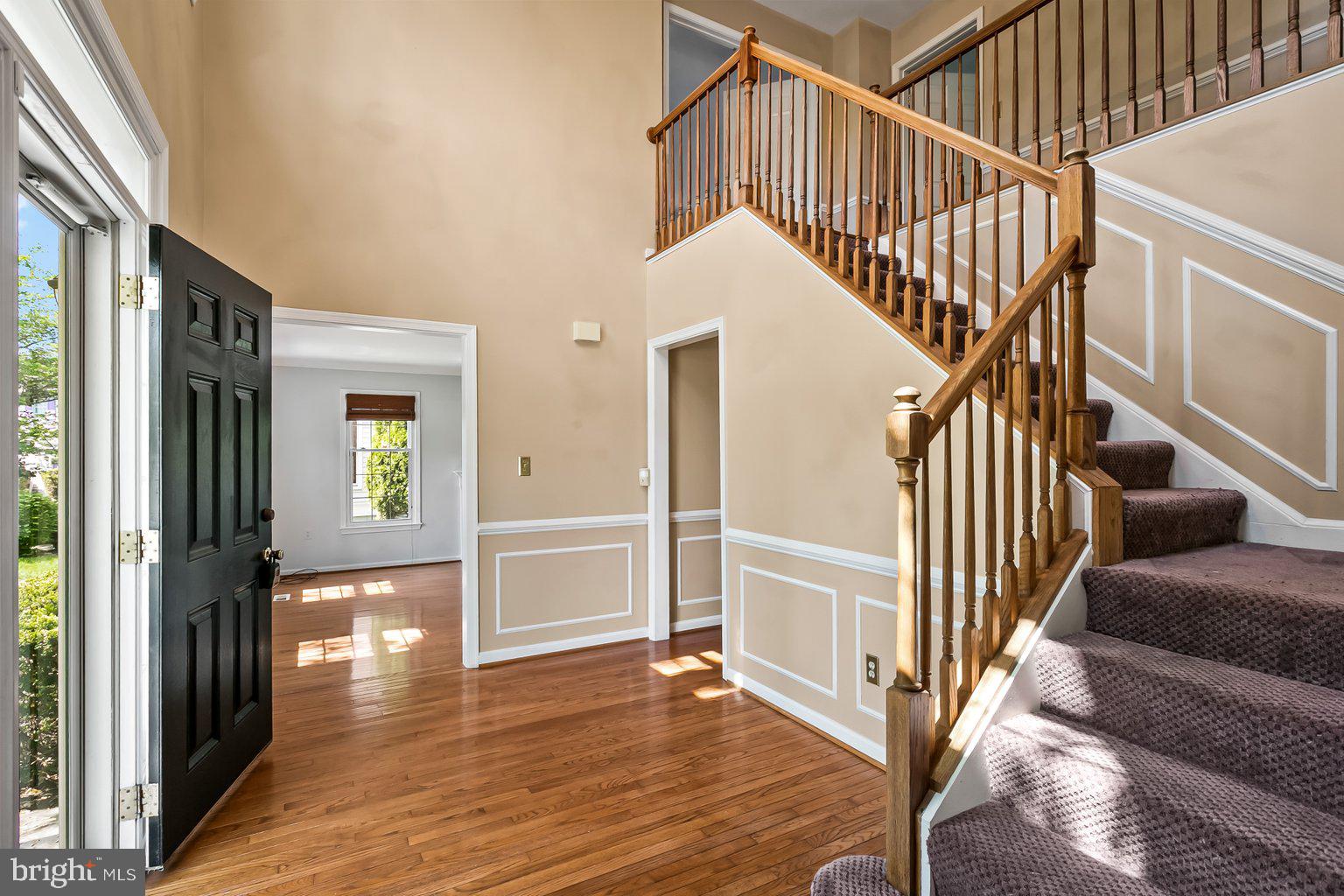 WALNUT HILL - Residential